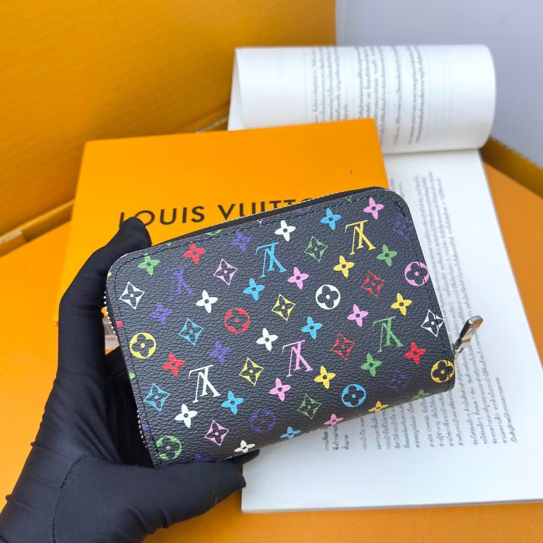 Louis Vuitton Clea Wallet M83689 - Image 4