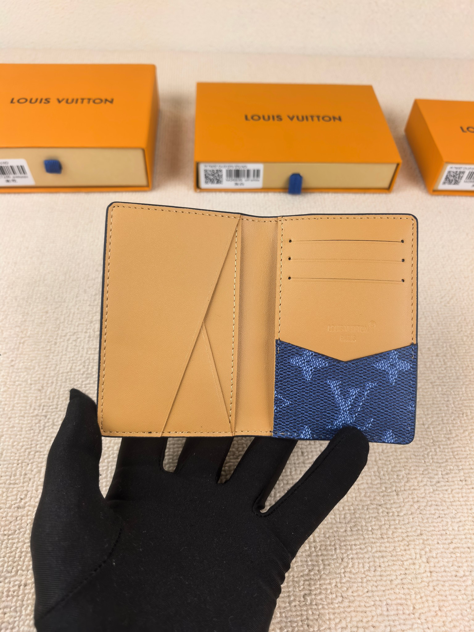 Louis Vuitton M26841 Damier Canvas Pocket Card Holder - Image 4