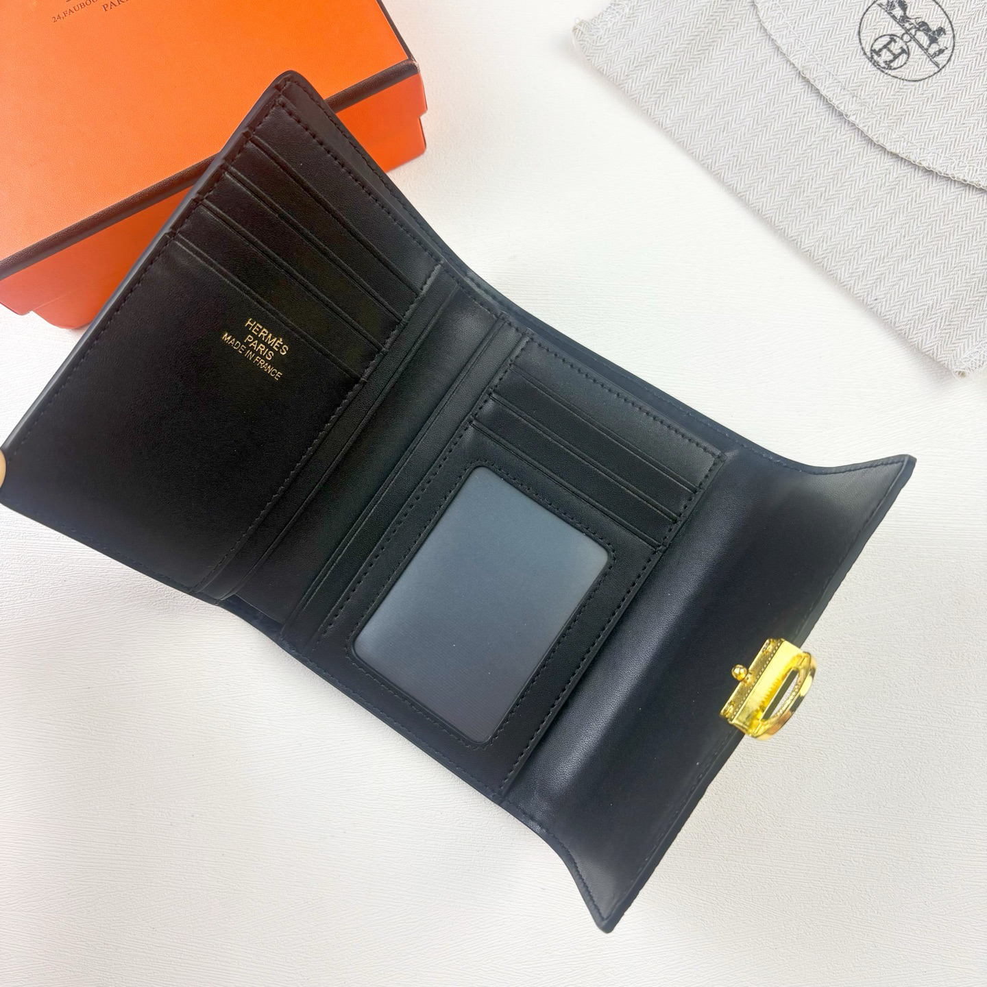 Hermès 231 Clasp Wallet - Image 4