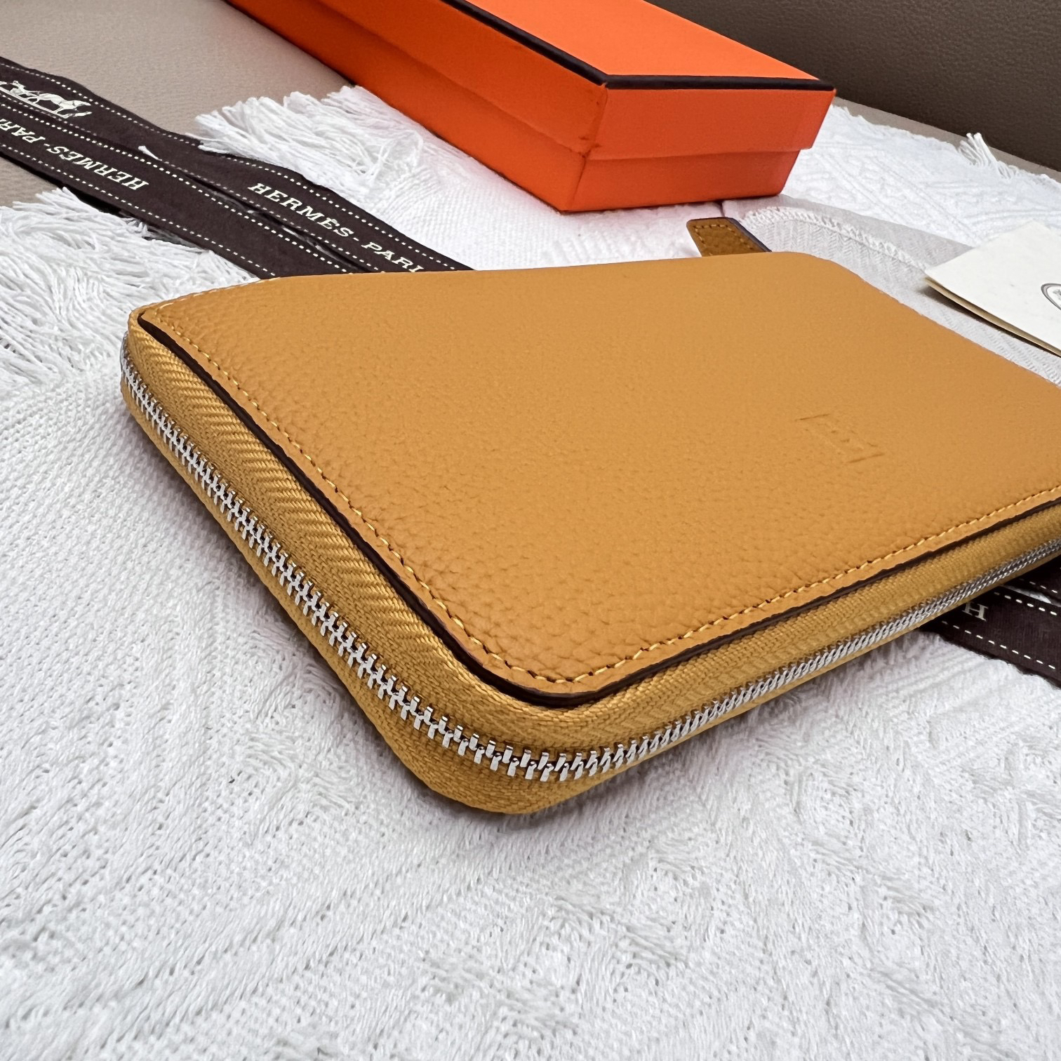 Hermès Constance Leather Long Wallet - Image 4