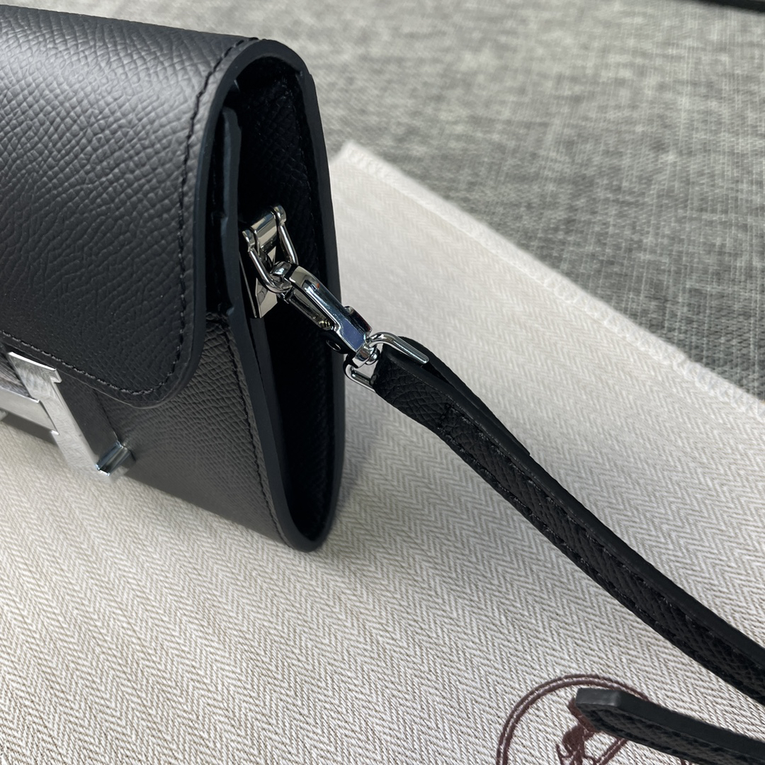 Hermès Constance Leather Crossbody Bag - Image 4