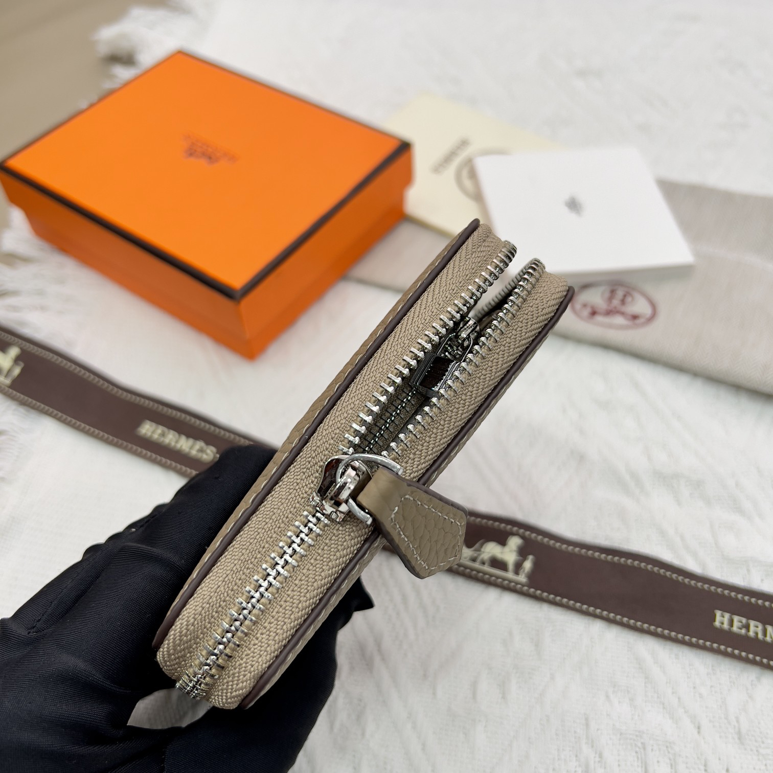 Hermes Constance Leather Wallet - Image 4