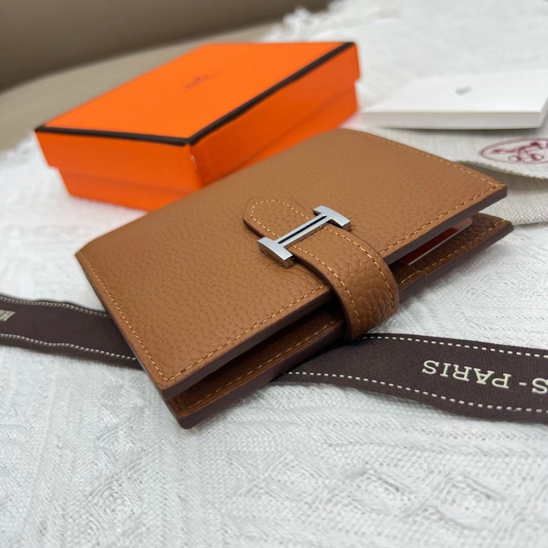 Hermès Constance Leather Shoulder Bag - Image 4