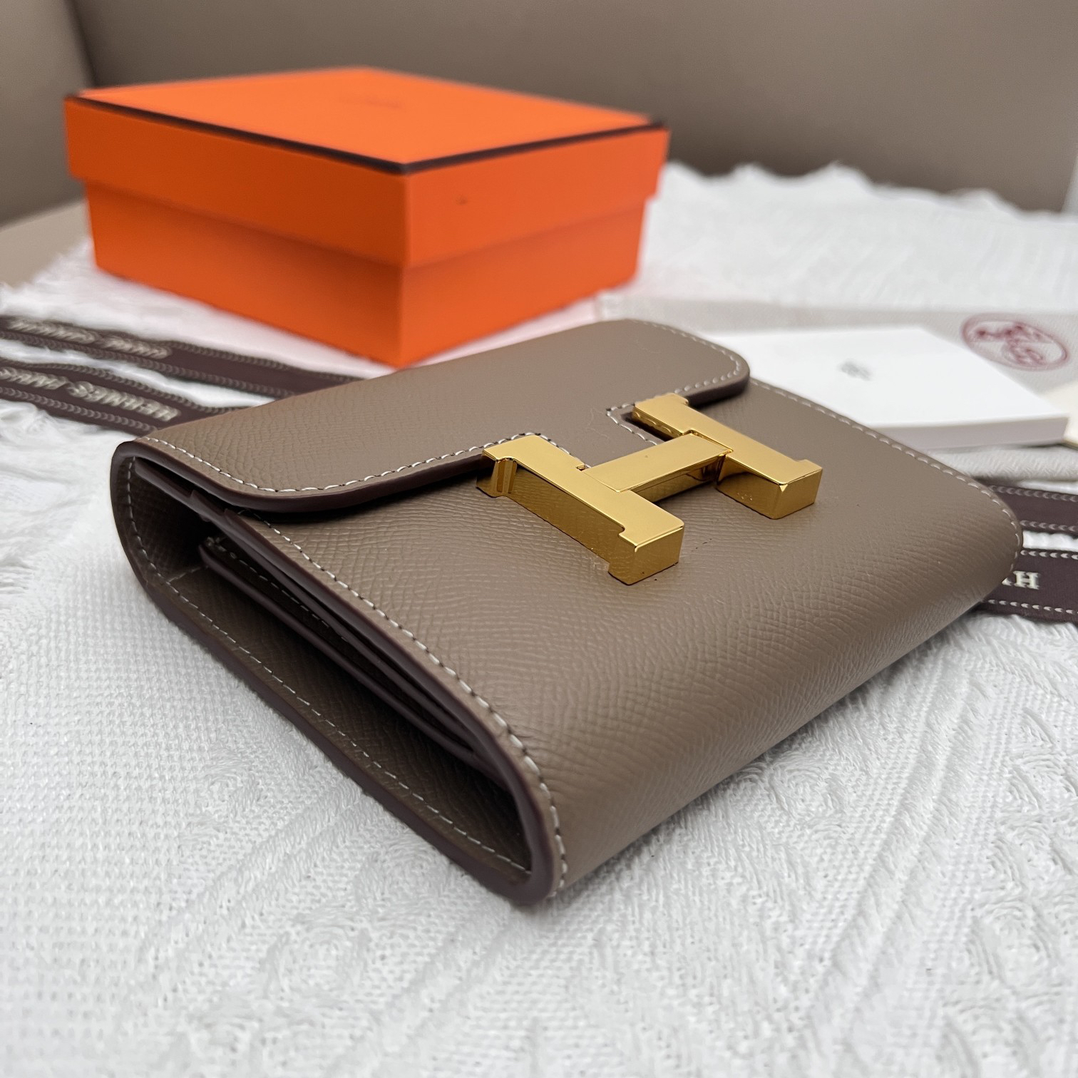 Hermes Constance 537 Textured Leather Shoulder Bag - Image 4