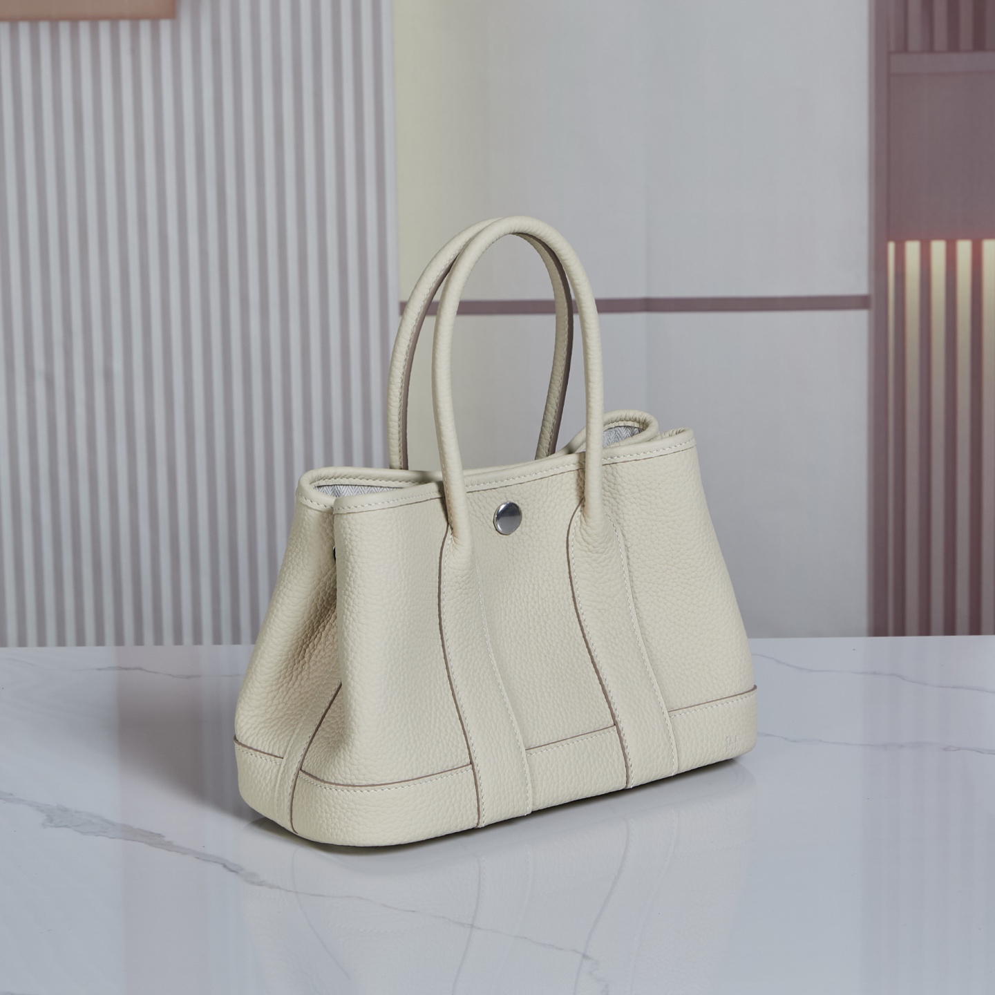 Handmade Hermès Mini Garden Party Handbag in Nata White - Image 4