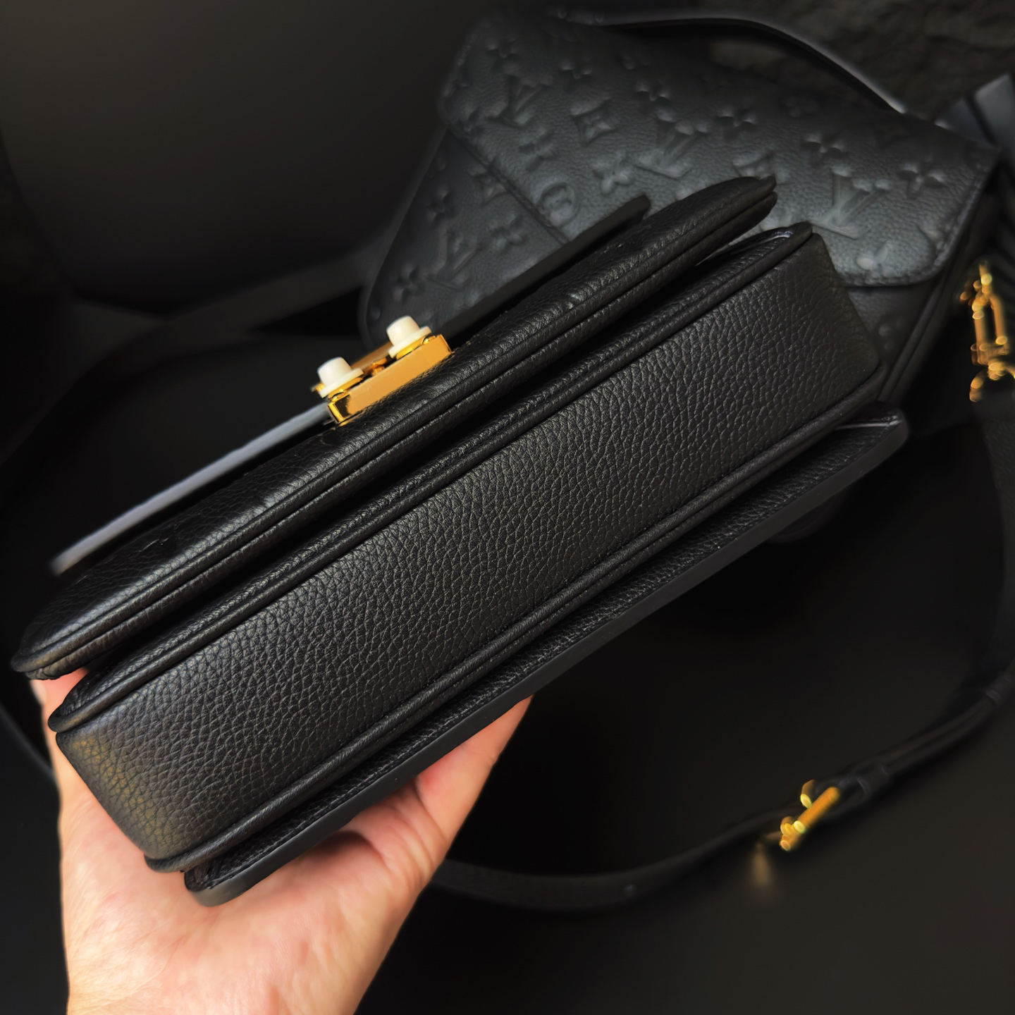 Pochette Metis East West Shoulder Bag in Black Cowhide Leather - Image 4