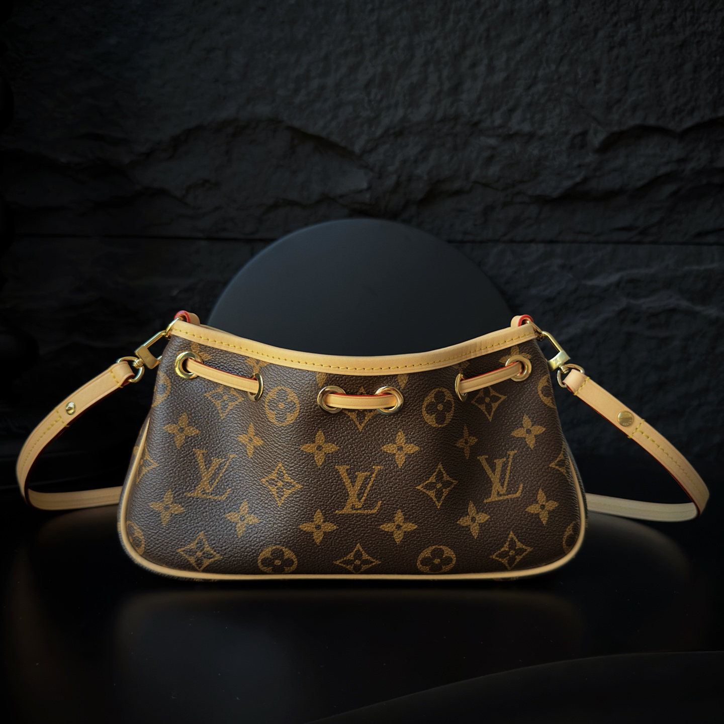 Nano Frivole M29537 Handbag - Image 4