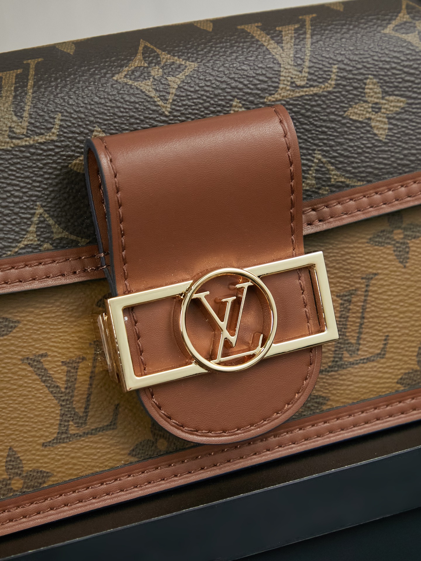 Louis Vuitton Dauphine Chain Bag M68746 - Image 5