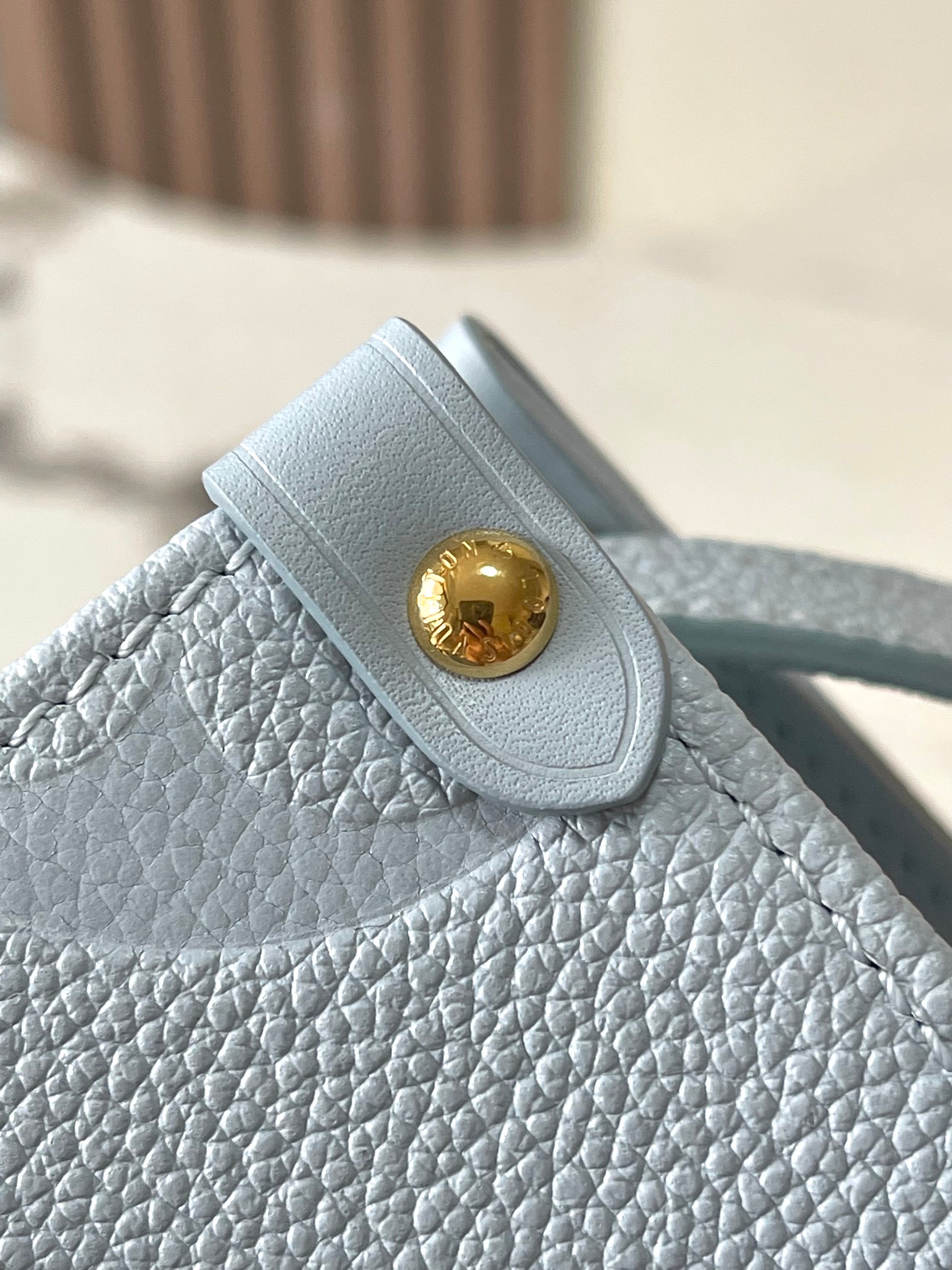 Louis Vuitton Onthego PM Handbag M46840 - Image 5