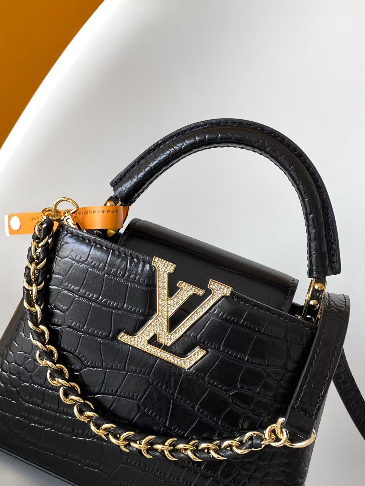 Louis Vuitton Mini Handbag in Taurillon Leather - Image 5