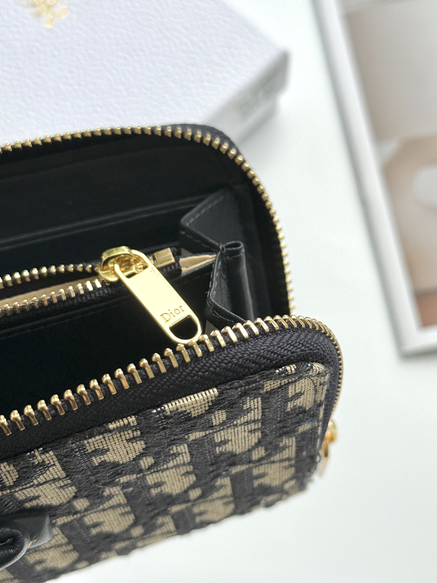 Dior Oblique Black Long Zip Wallet - Image 5