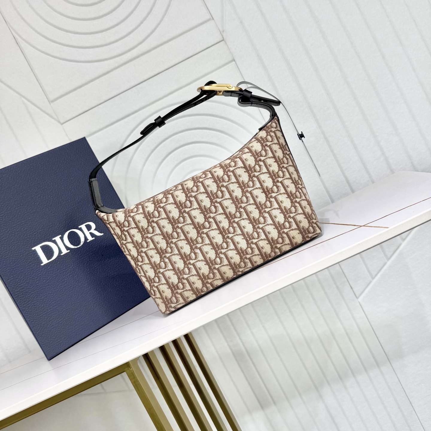 Dior Jett Handbag in Brown Oblique Print - Image 5