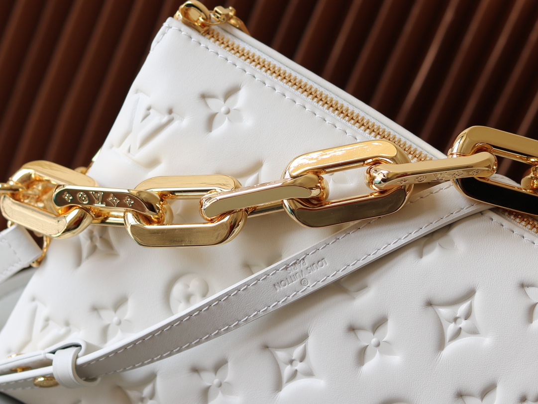 Louis Vuitton Coussin BB Monogram Lambskin Crossbody Bag - Image 5