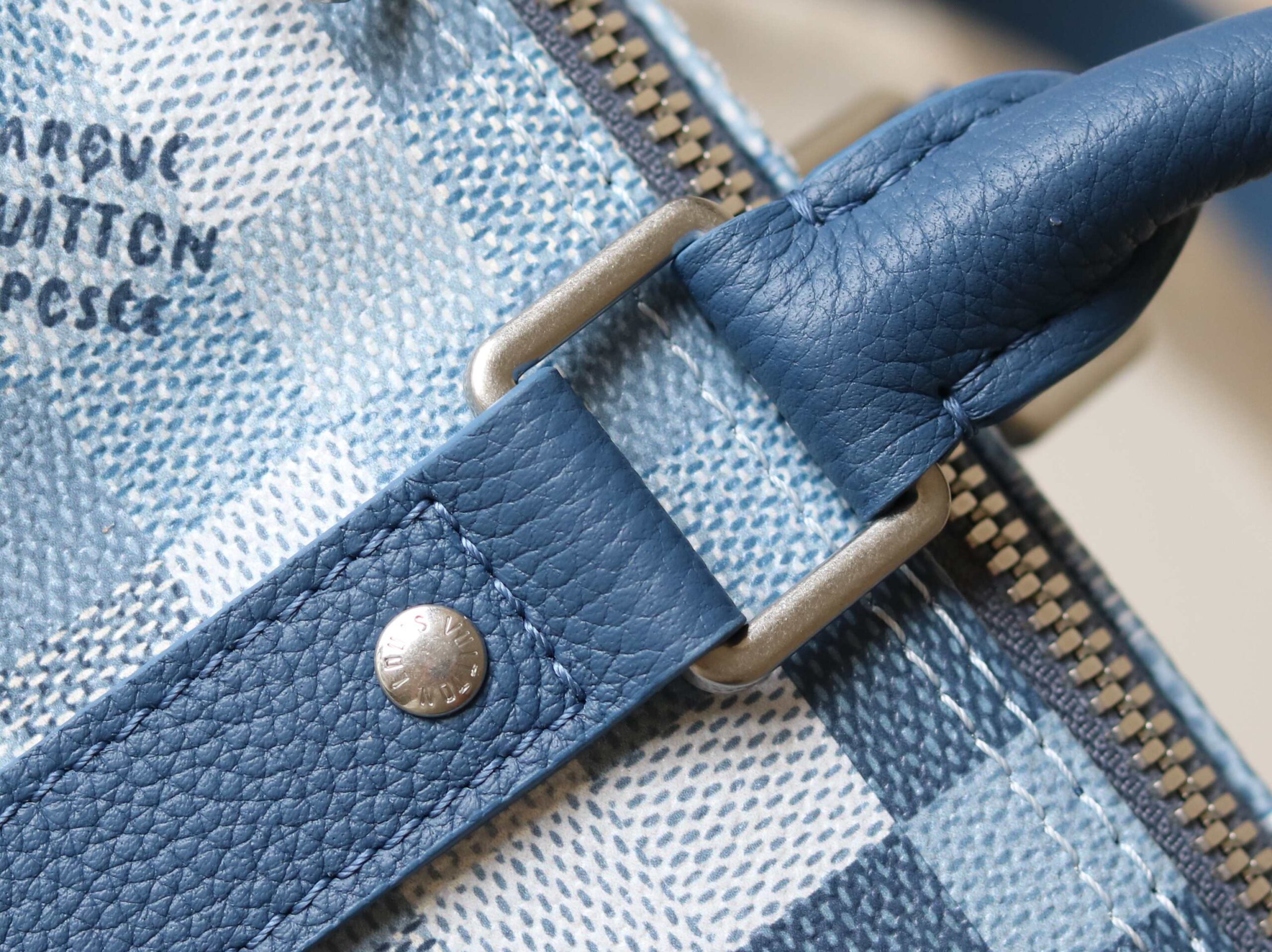 Louis Vuitton Keepall Bandoulière 25 Damoflage Canvas Bag - Image 5