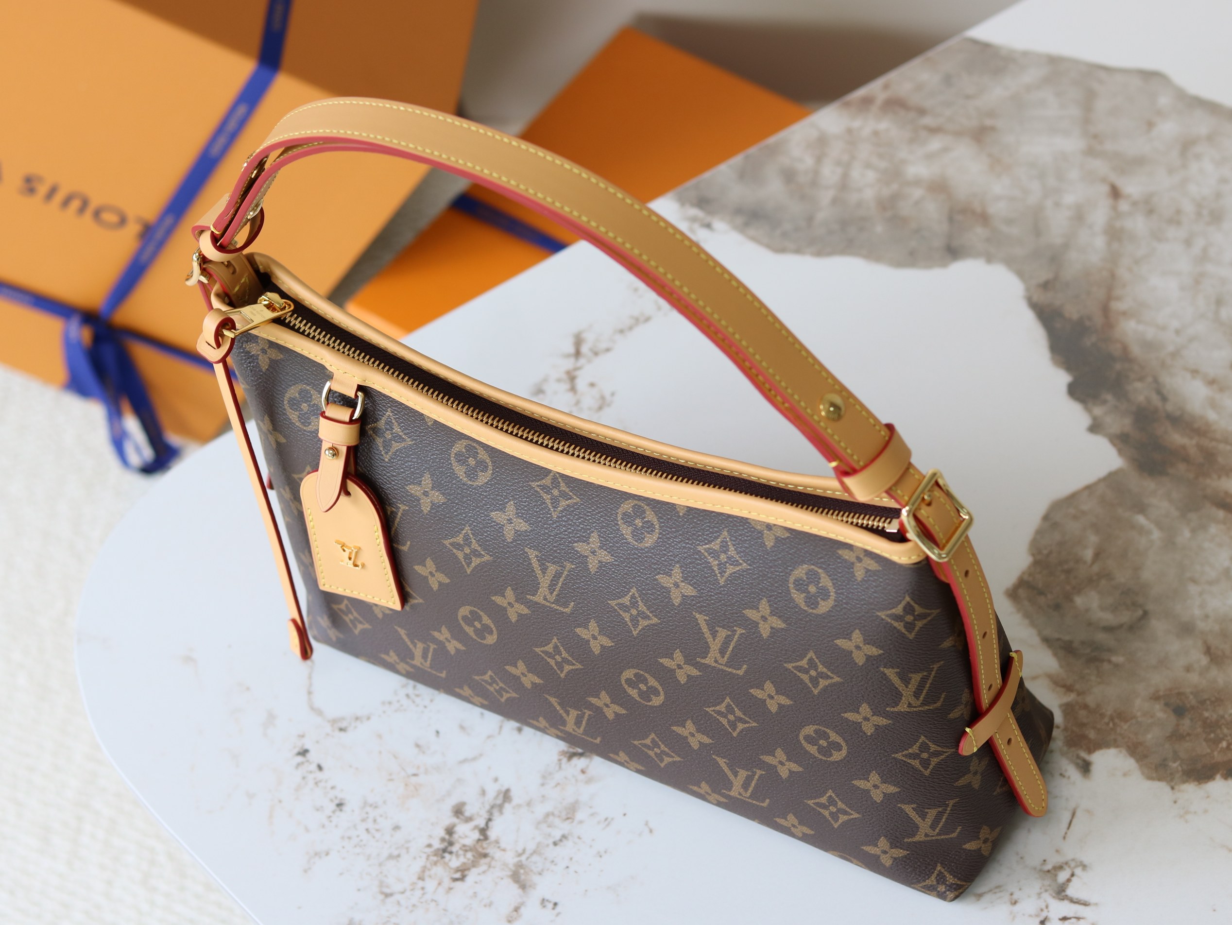 Louis Vuitton CarryAll EastWest Monogram Canvas Handbag - Image 5