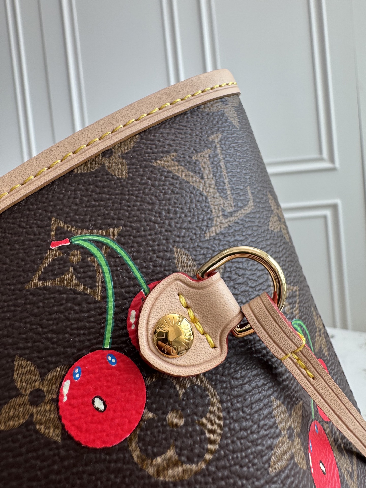 Louis Vuitton Neverfull MM Cherry Shopping Tote - Image 5