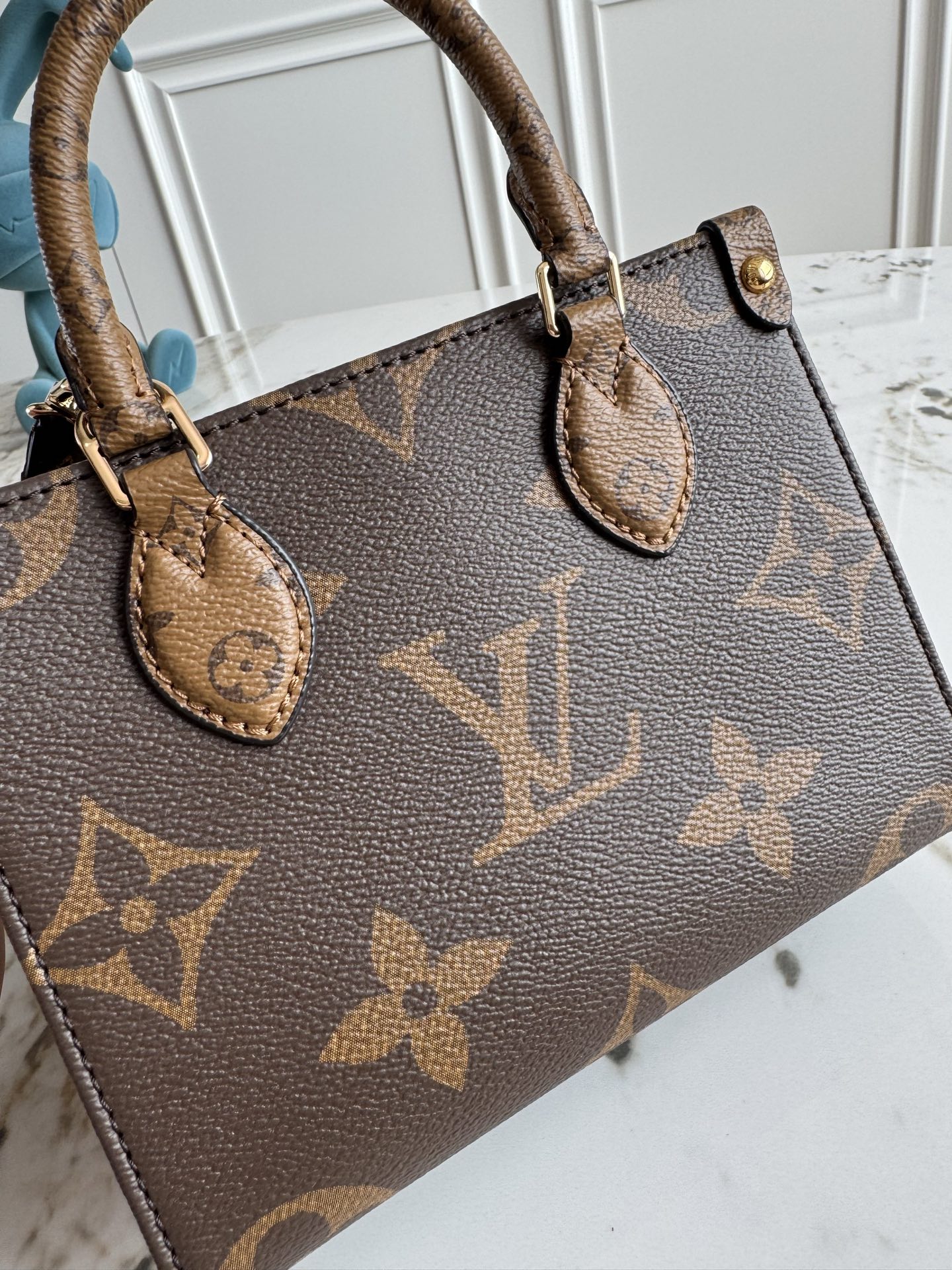 Louis Vuitton OnTheGo Tote Bag M46839 - Image 5