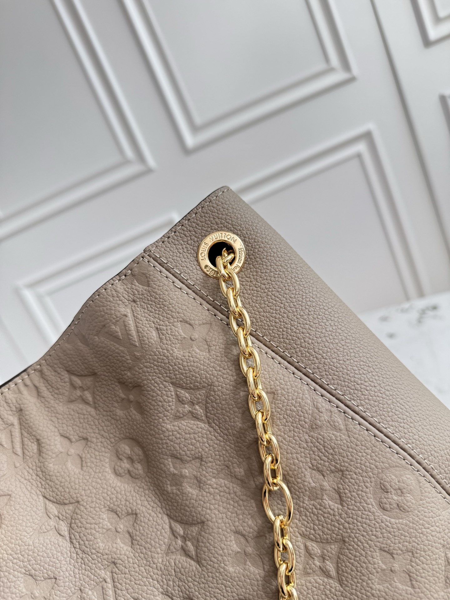 Louis Vuitton Anytime Small Handbag in Monogram Empreinte Leather - Image 5