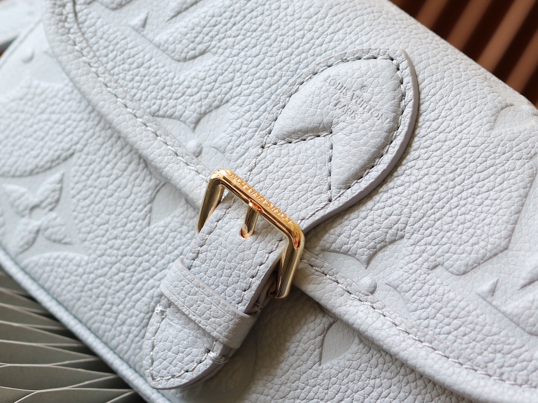 Louis Vuitton Nano Diane Crossbody Bag in Pink - Image 5
