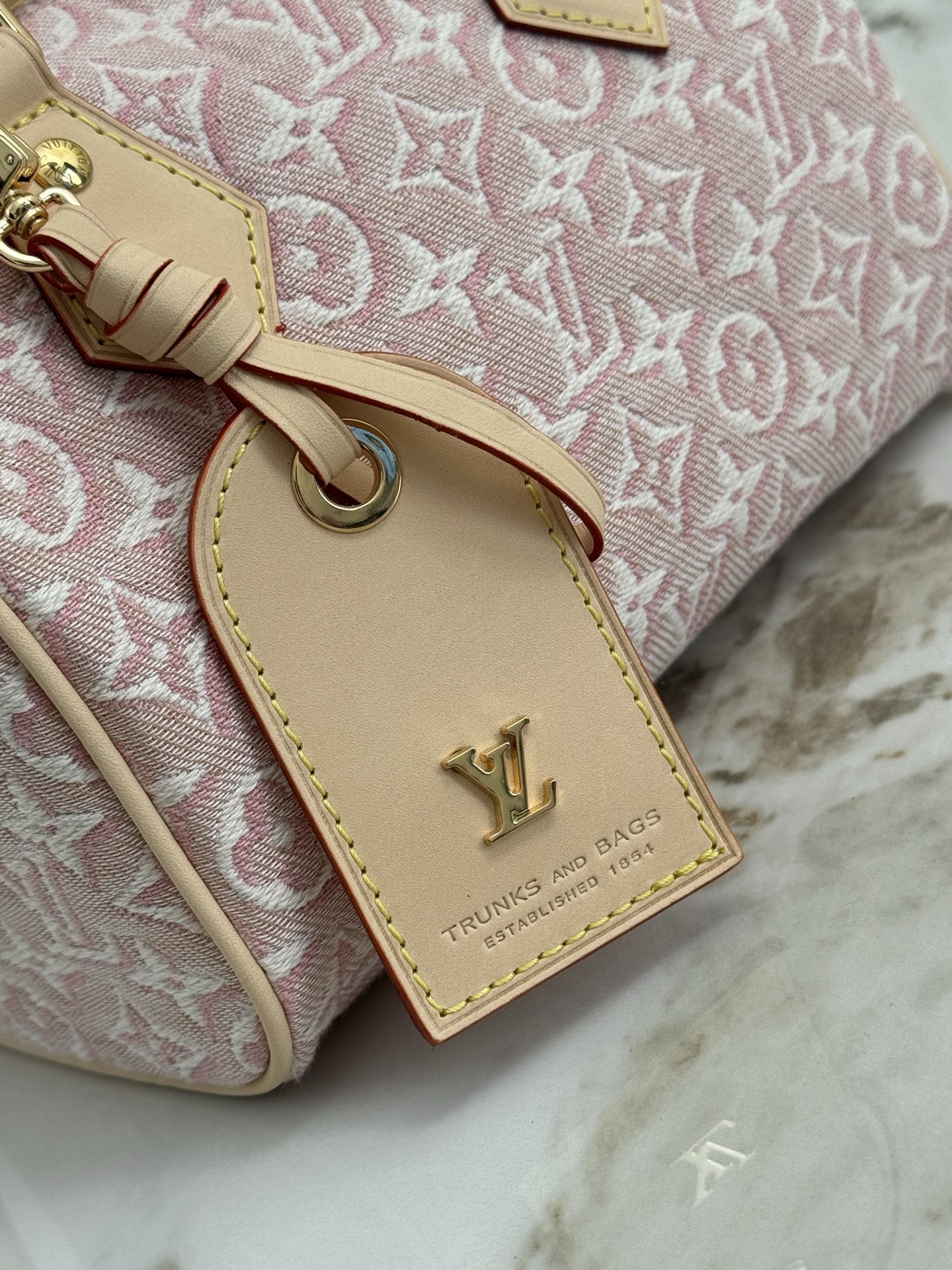 Louis Vuitton Speedy Bandoulière 20 Monogram Emblème Crossbody Bag - Image 5