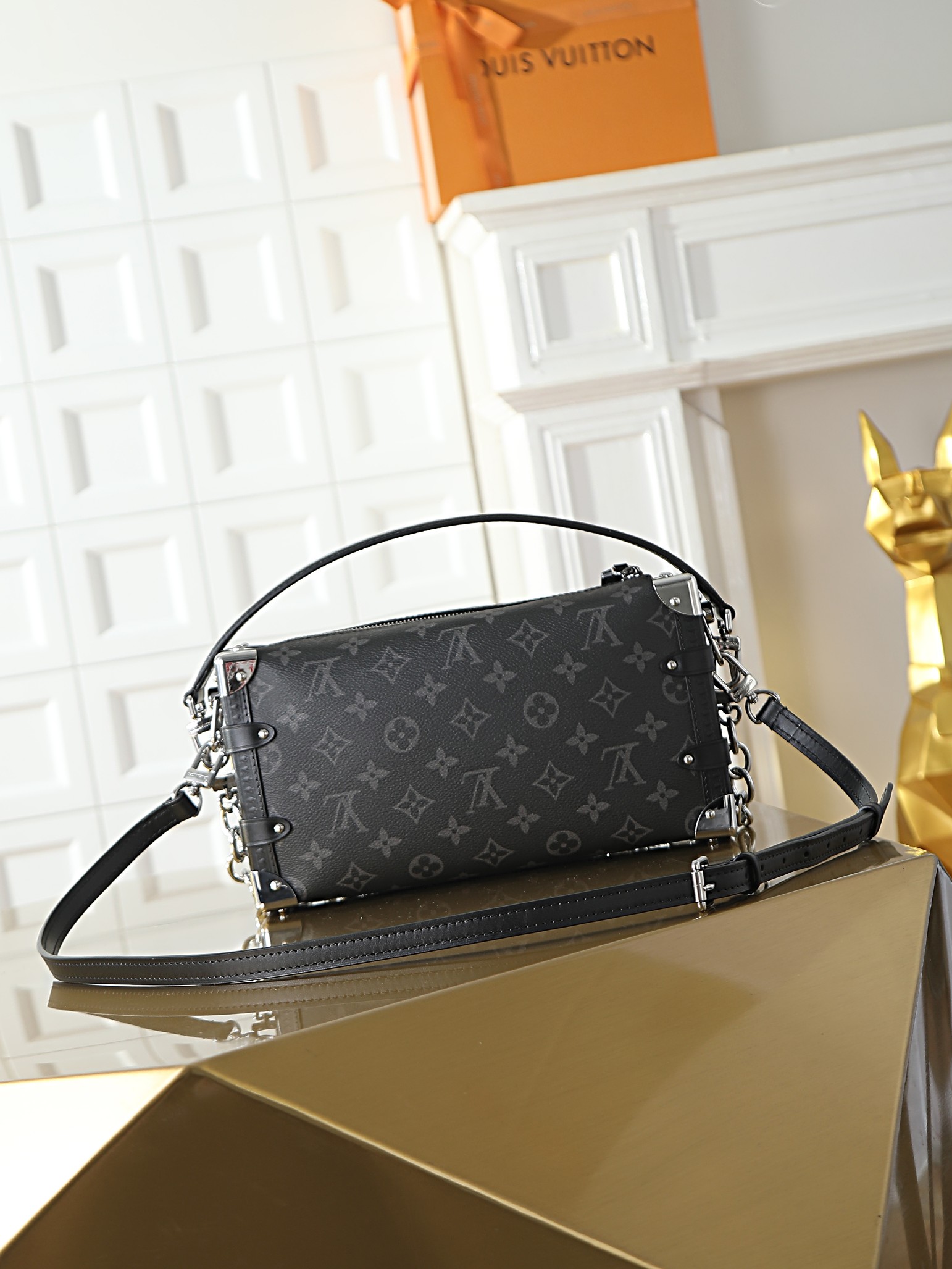 Louis Vuitton Side Trunk East West Handbag M26226 - Image 5