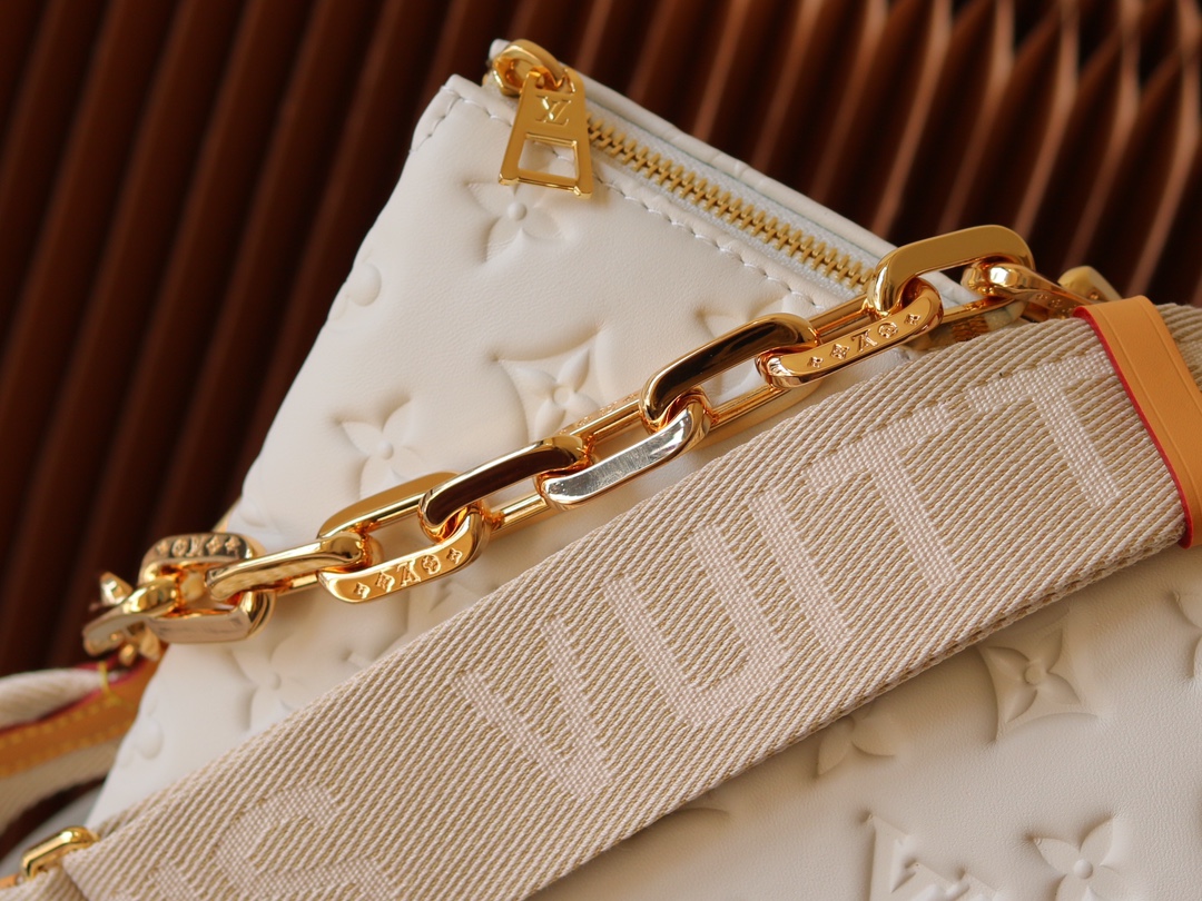 Louis Vuitton Coussin Small Shoulder Bag - Image 5