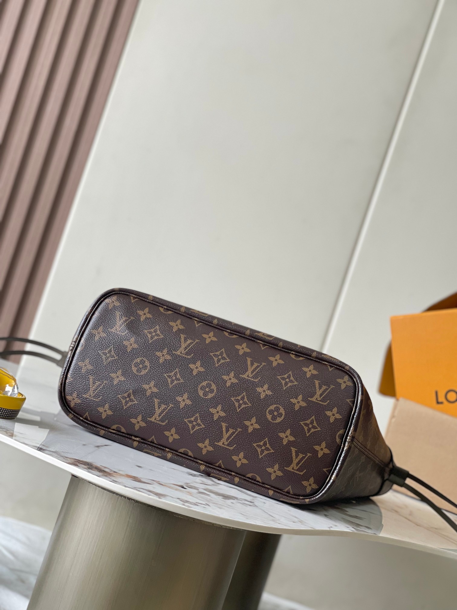 Louis Vuitton Neverfull Inside Out MM Tote Bag - Image 5