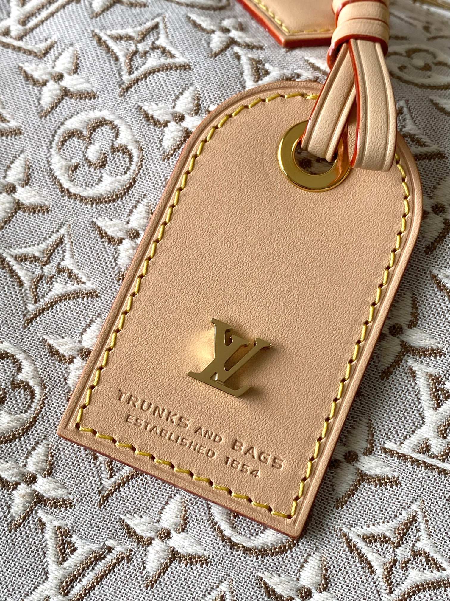 Louis Vuitton Speedy Soft 30 Handbag - Image 5