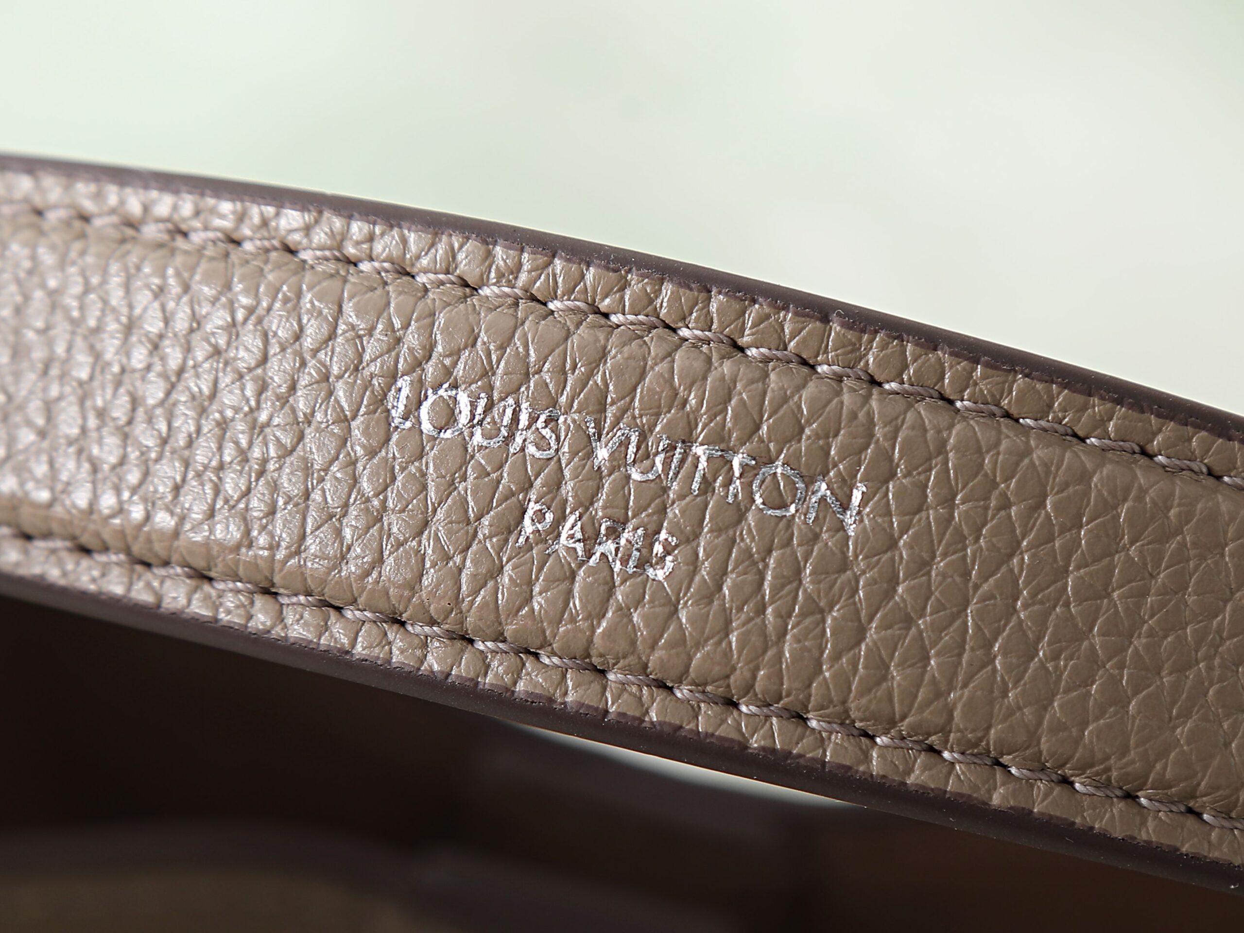 Louis Vuitton Mahina All Around Small Crossbody Bag - Image 5