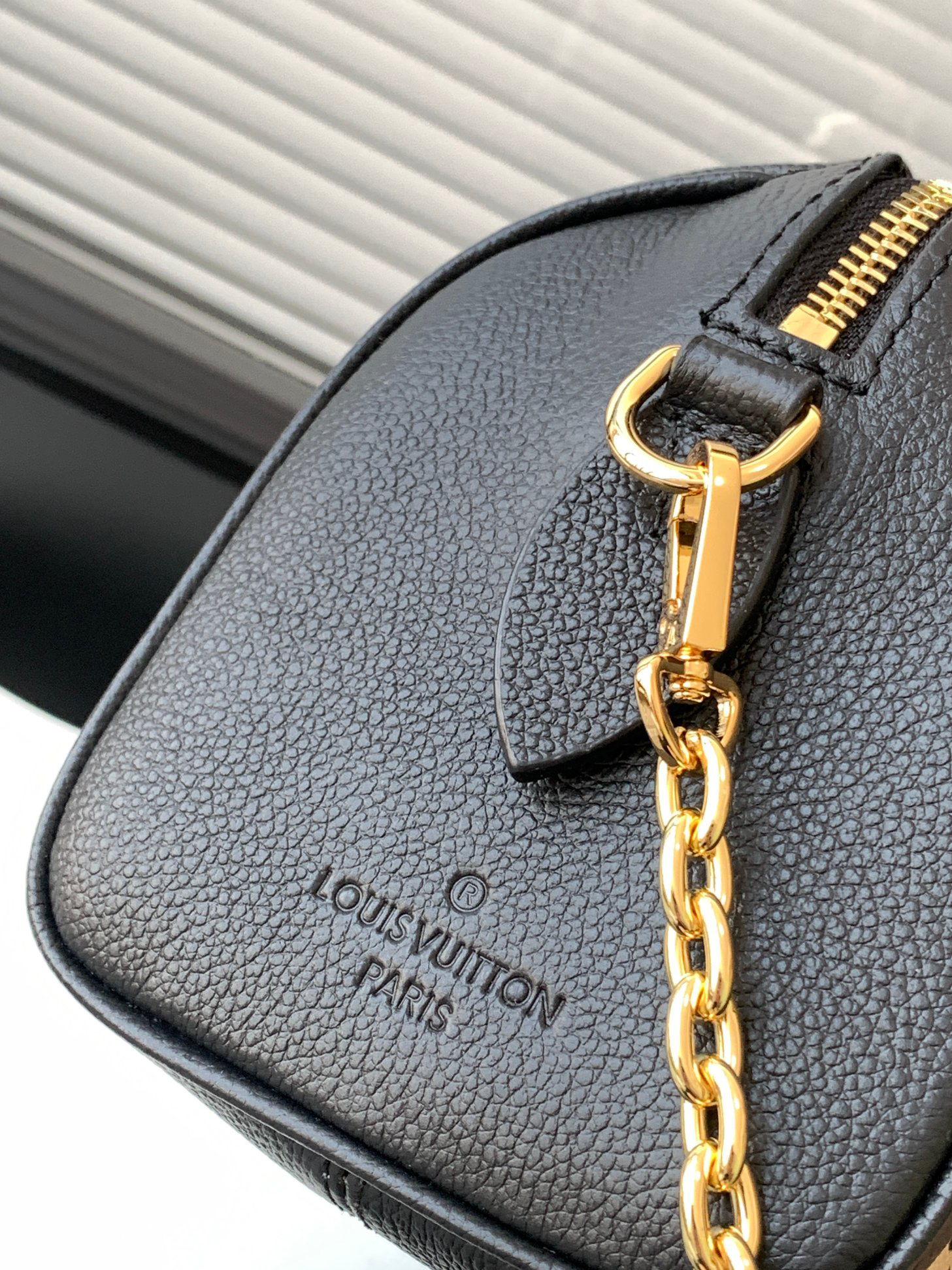 Louis Vuitton Speedy Bandoulière 20 Crossbody Bag in Monogram Empreinte Leather - Image 5
