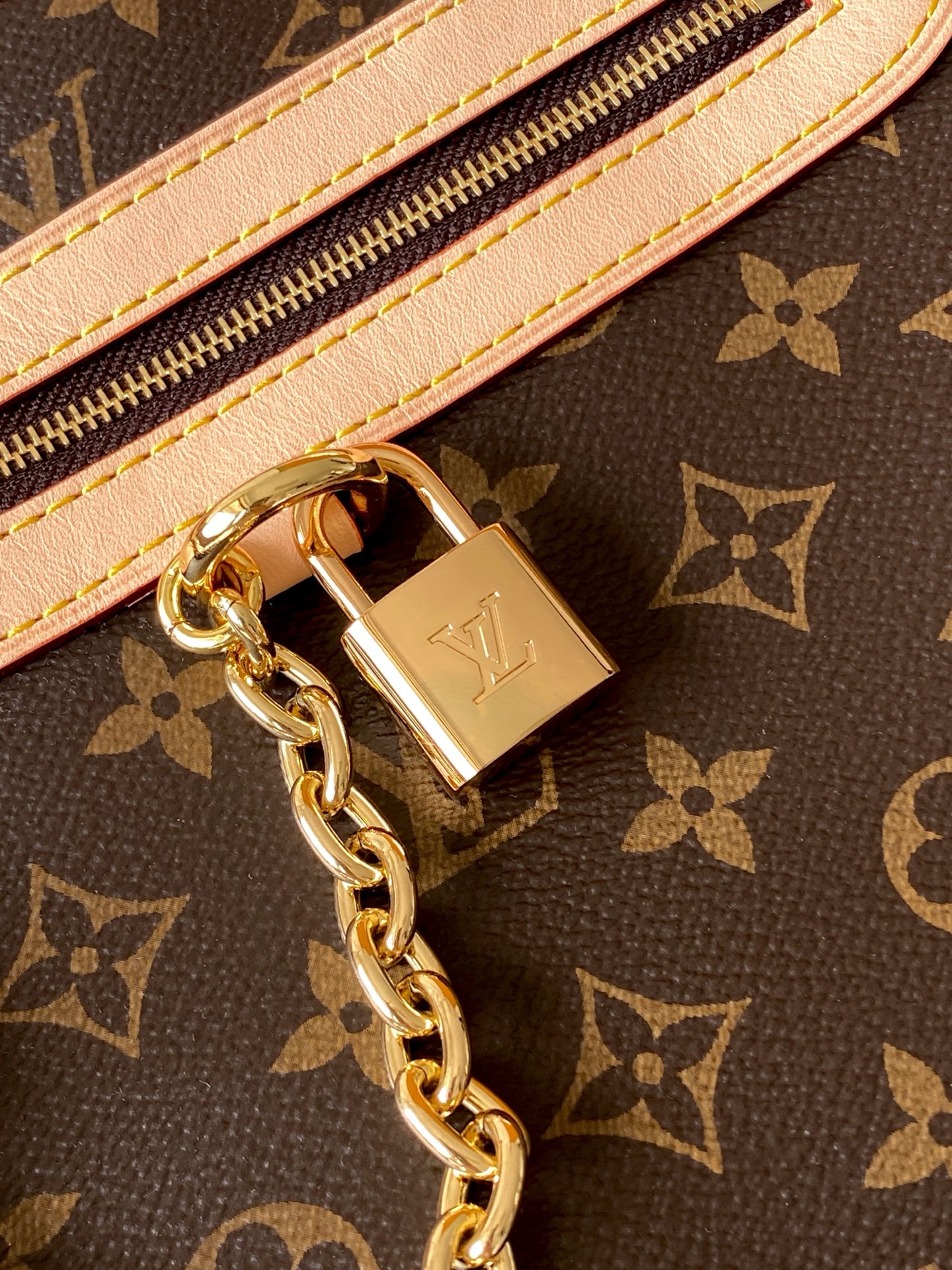 Ever More M15208 Monogram Canvas Tote Bag - Image 5