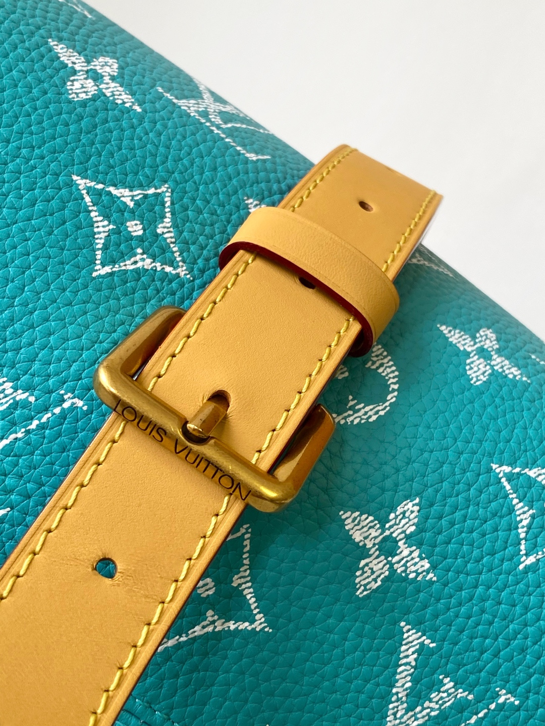 Speedy P9 Bandouliere 30 Monogram Leather Crossbody Bag - Image 5