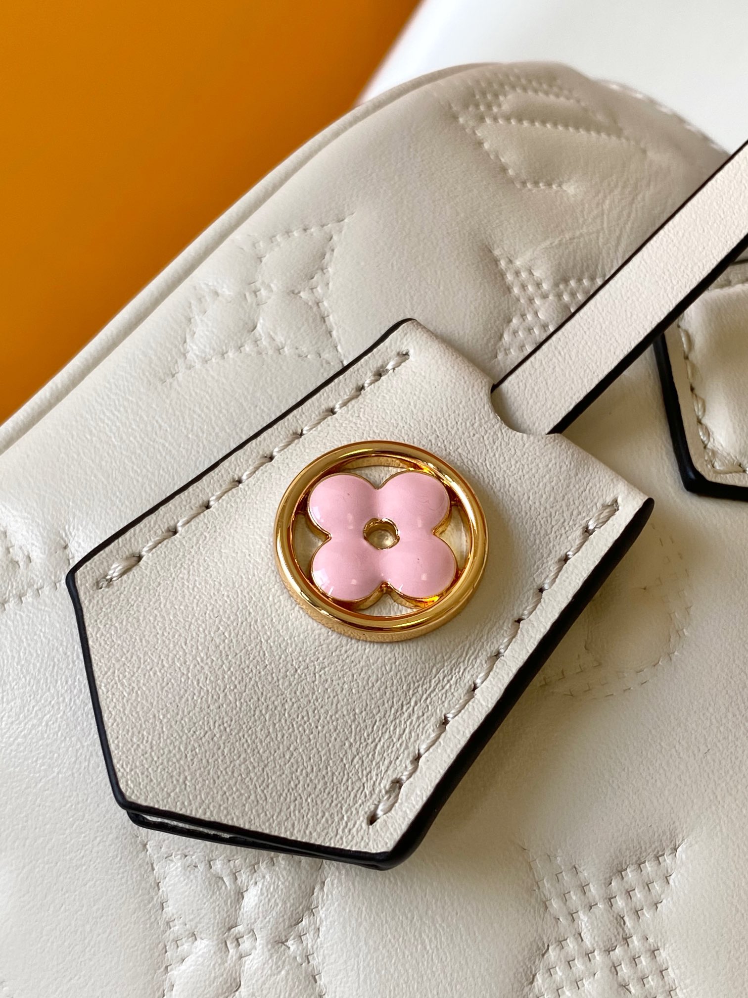 Louis Vuitton Speedy Bandouliere 20 Crossbody Bag in Monogram Empreinte Leather - Image 5