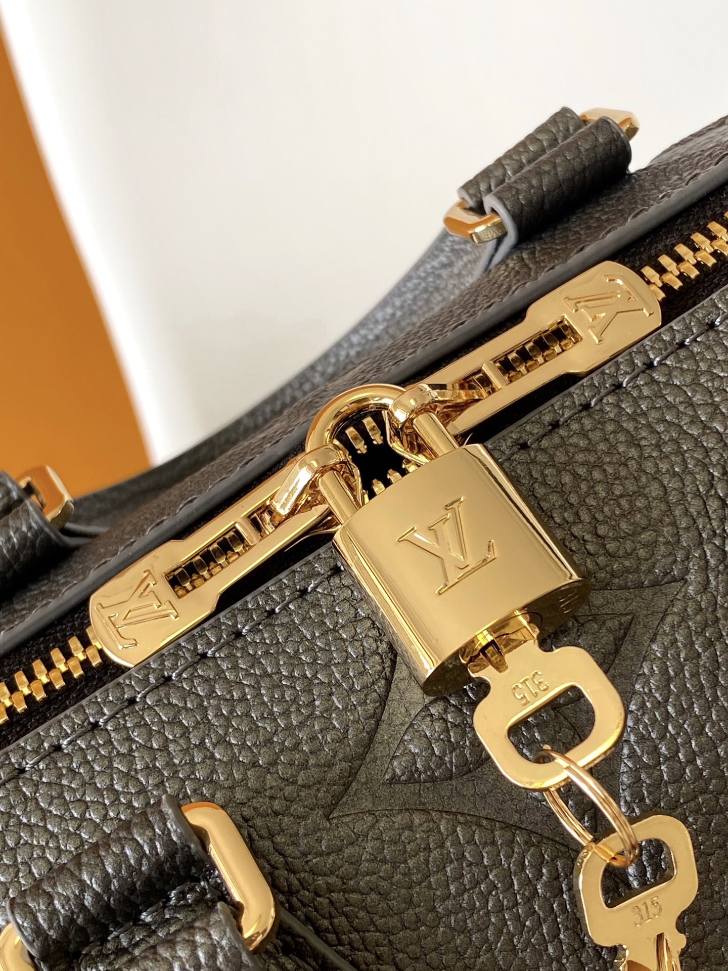 Louis Vuitton Speedy Bandouliere 20 Monogram Empreinte Leather Handbag - Image 5