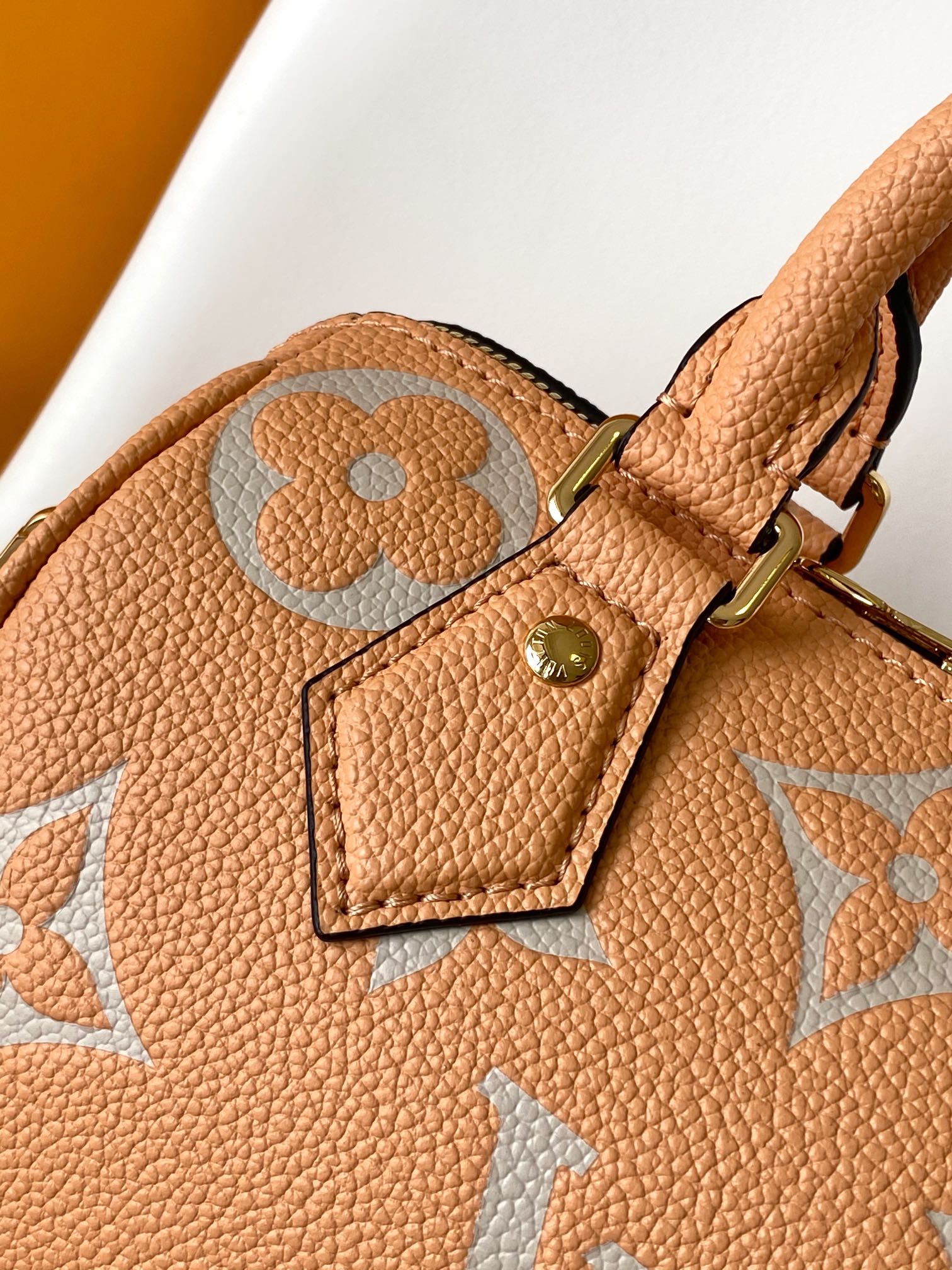 Louis Vuitton Speedy Bandoulière 20 Crossbody Bag in Monogram Empreinte Leather - Image 5