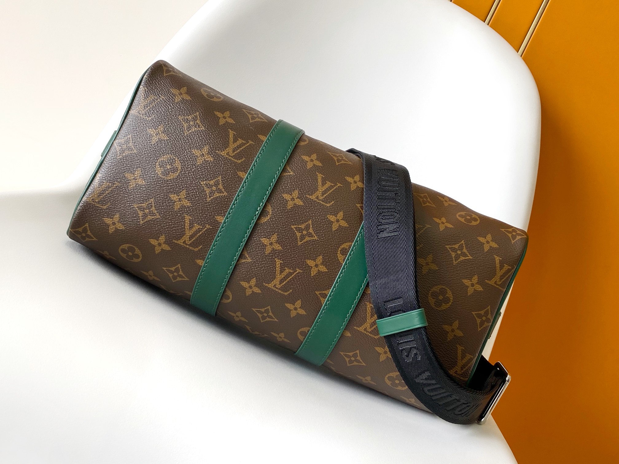 Louis Vuitton Keepall Bandoulière 35 Travel Bag in Monogram Eclipse - Image 5