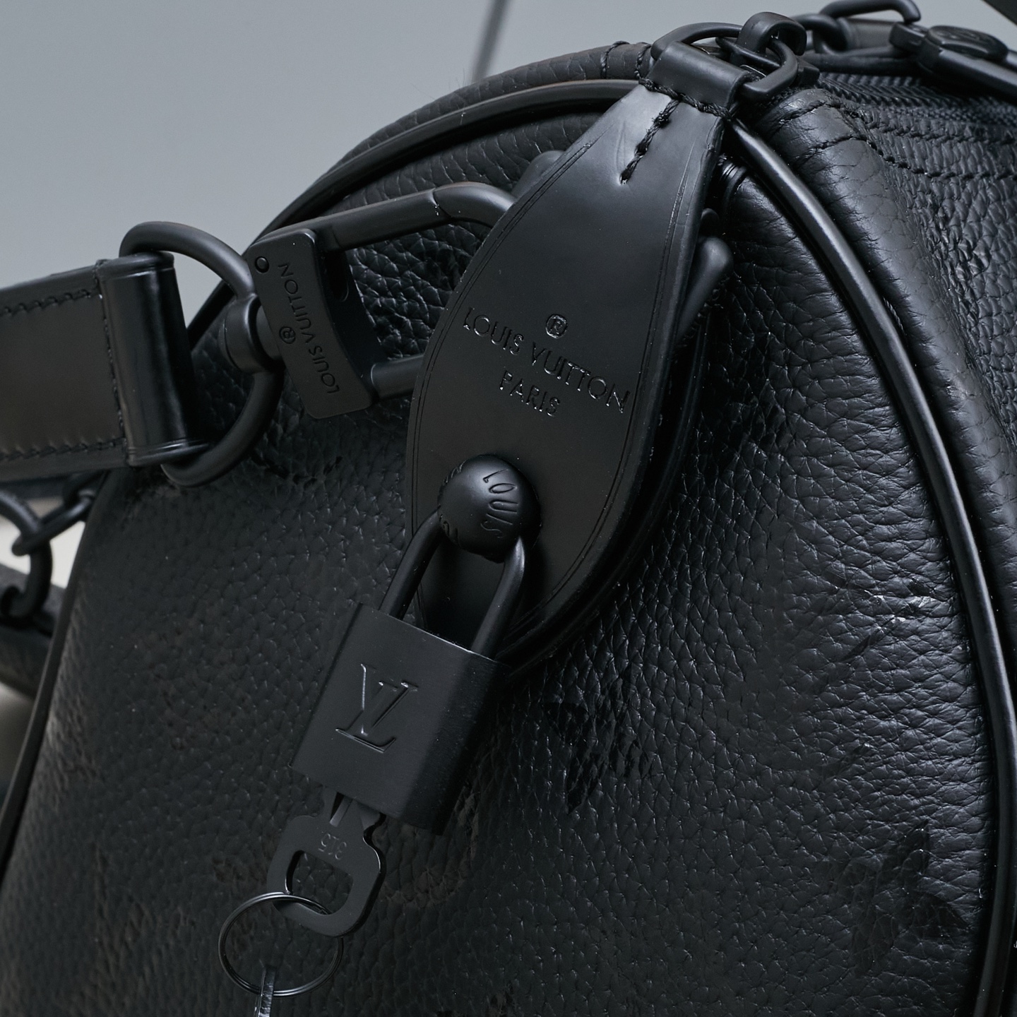 Louis Vuitton Speedy Bandouliere 25 Monogram Leather Handbag - Image 5