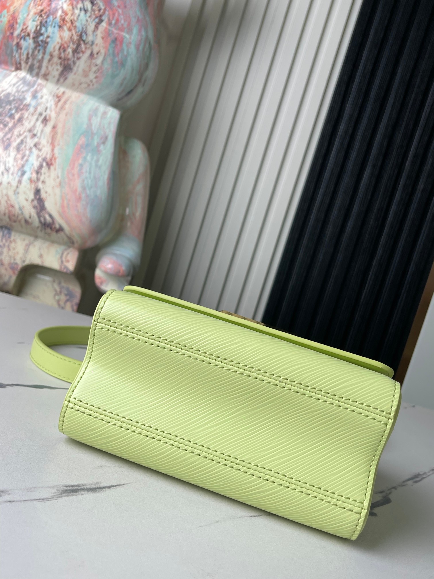 Louis Vuitton LV Twist Small Handbag in Green Ripple-Pattern Leather - Image 5