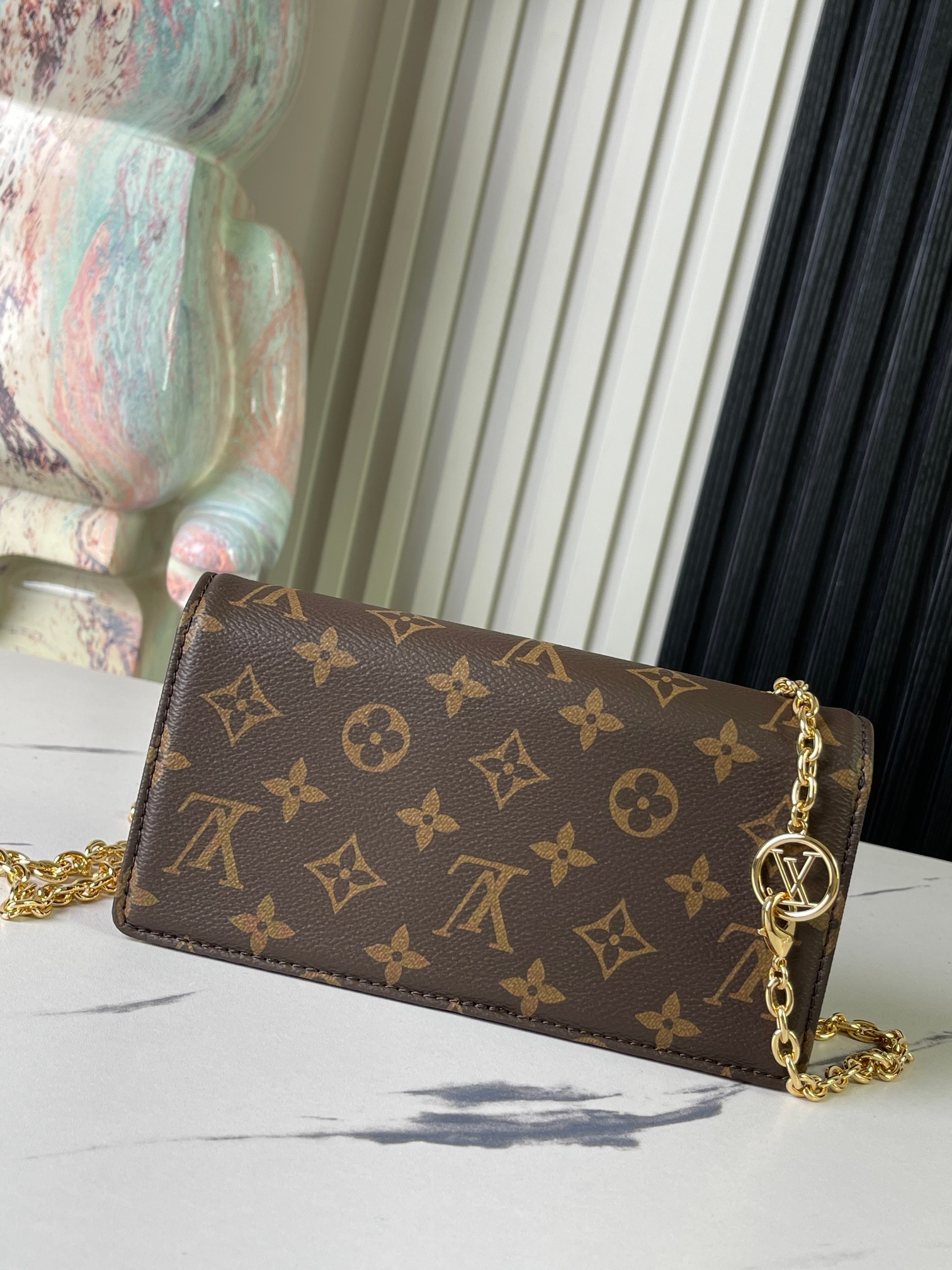 Louis Vuitton Lily WOC Monogram Chain Wallet - Image 5