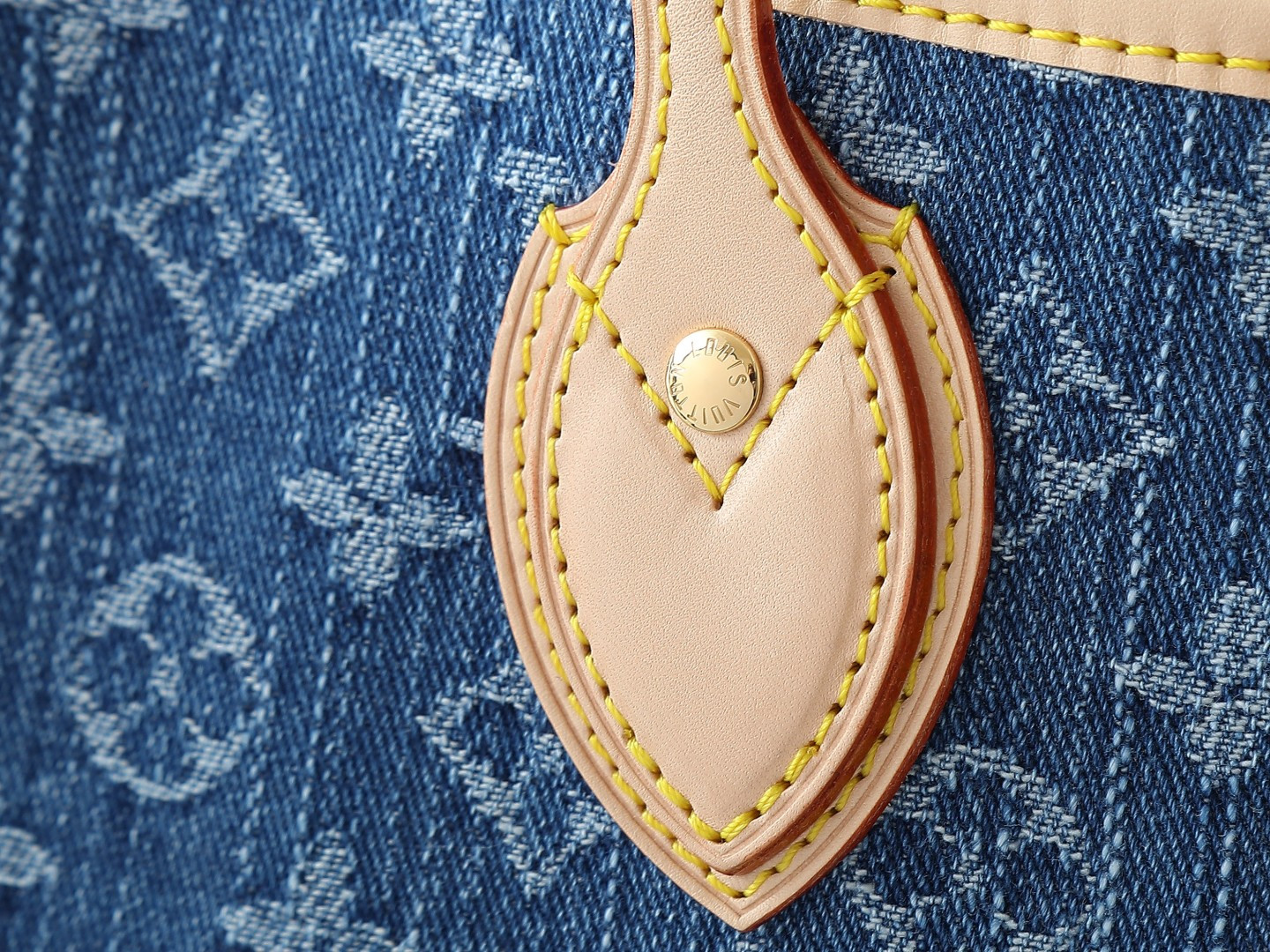 Louis Vuitton Neverfull MM Denim Monogram Tote Bag - Image 5