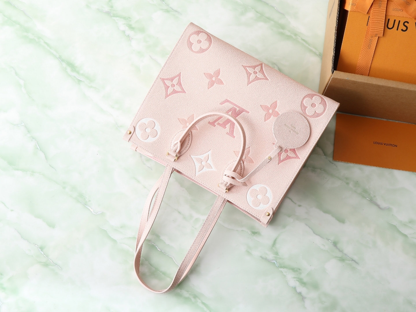 Louis Vuitton OnTheGo MM Tote Bag in Pink Monogram Empreinte Leather - Image 5