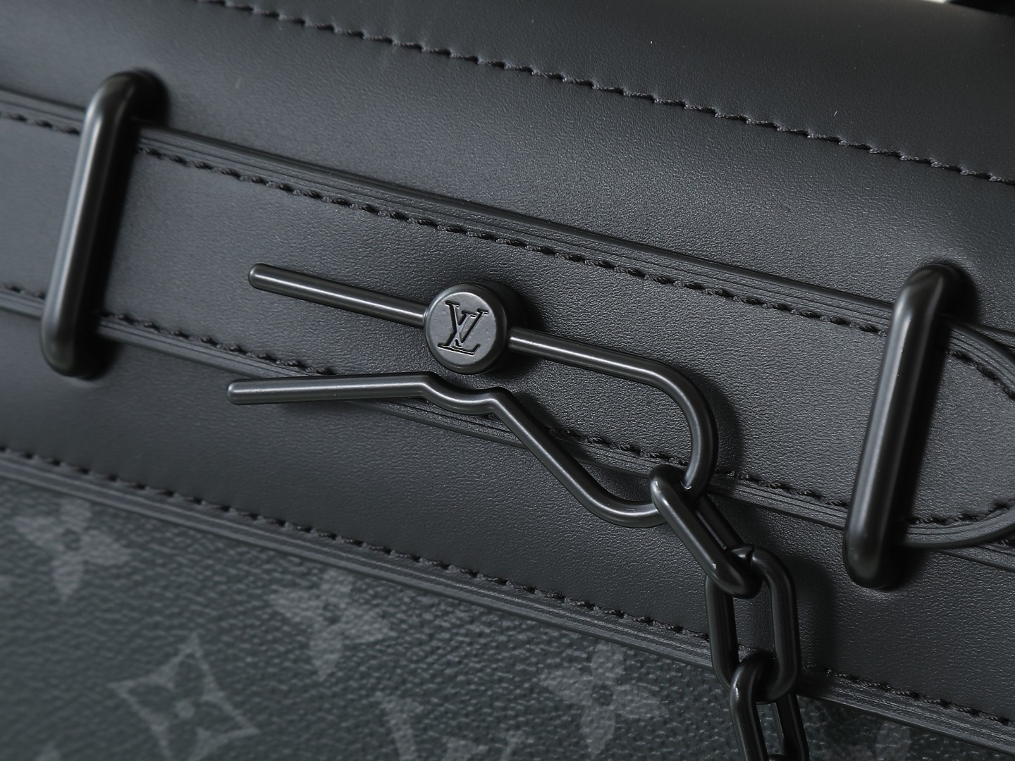 Louis Vuitton Steamer Small Crossbody Bag M46953 in Monogram Eclipse - Image 5