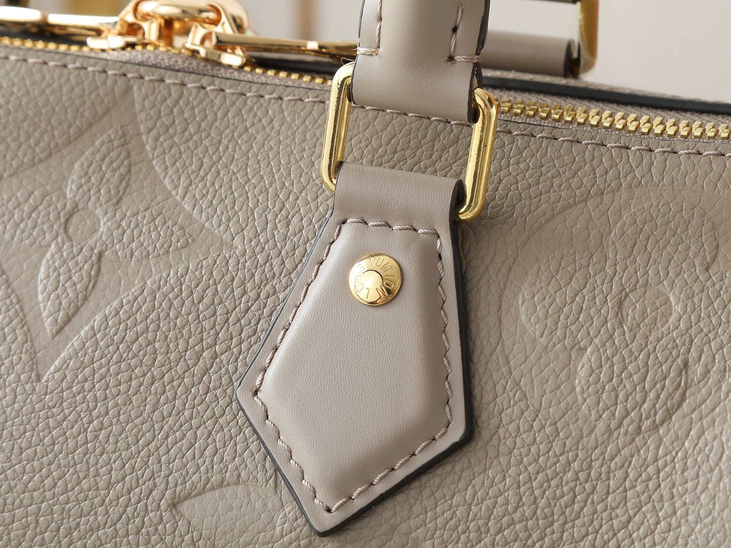 Louis Vuitton Speedy Bandoulière 25 Monogram Empreinte Leather Crossbody Bag - Gray - Image 5