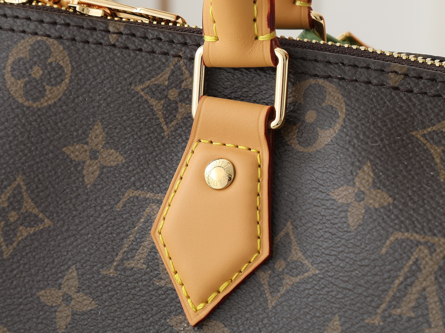 Louis Vuitton Speedy Soft 30 Lucky Handbag in Green Monogram Canvas - Image 5