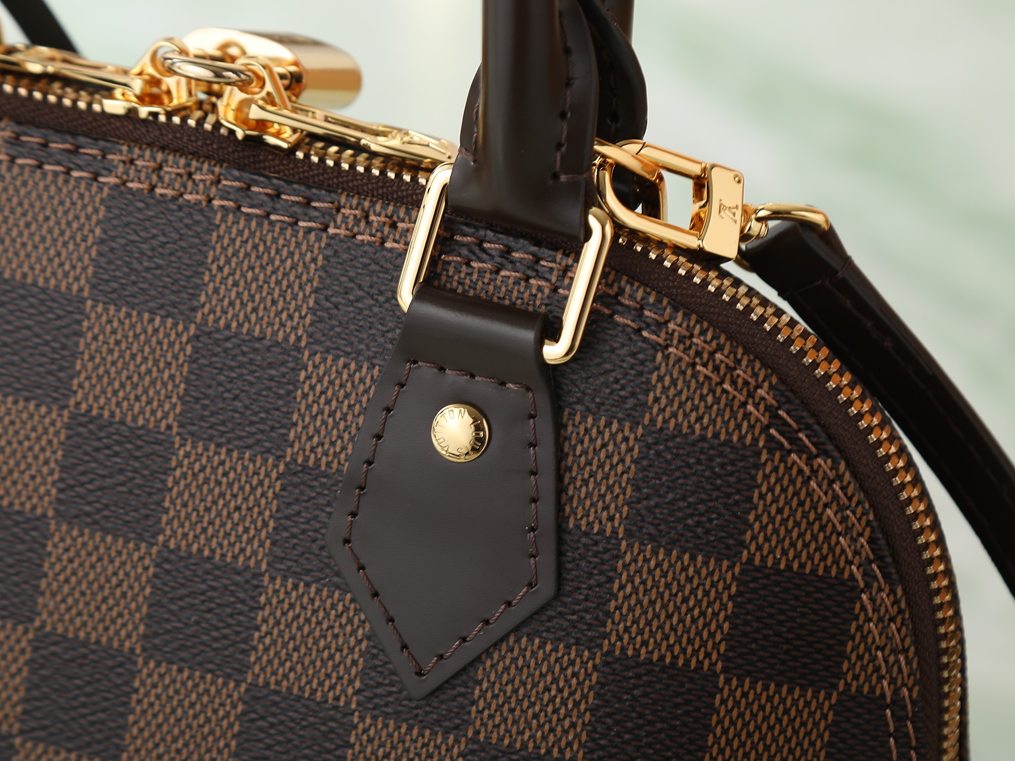Louis Vuitton Alma BB Monogram Canvas Crossbody Bag - Image 5