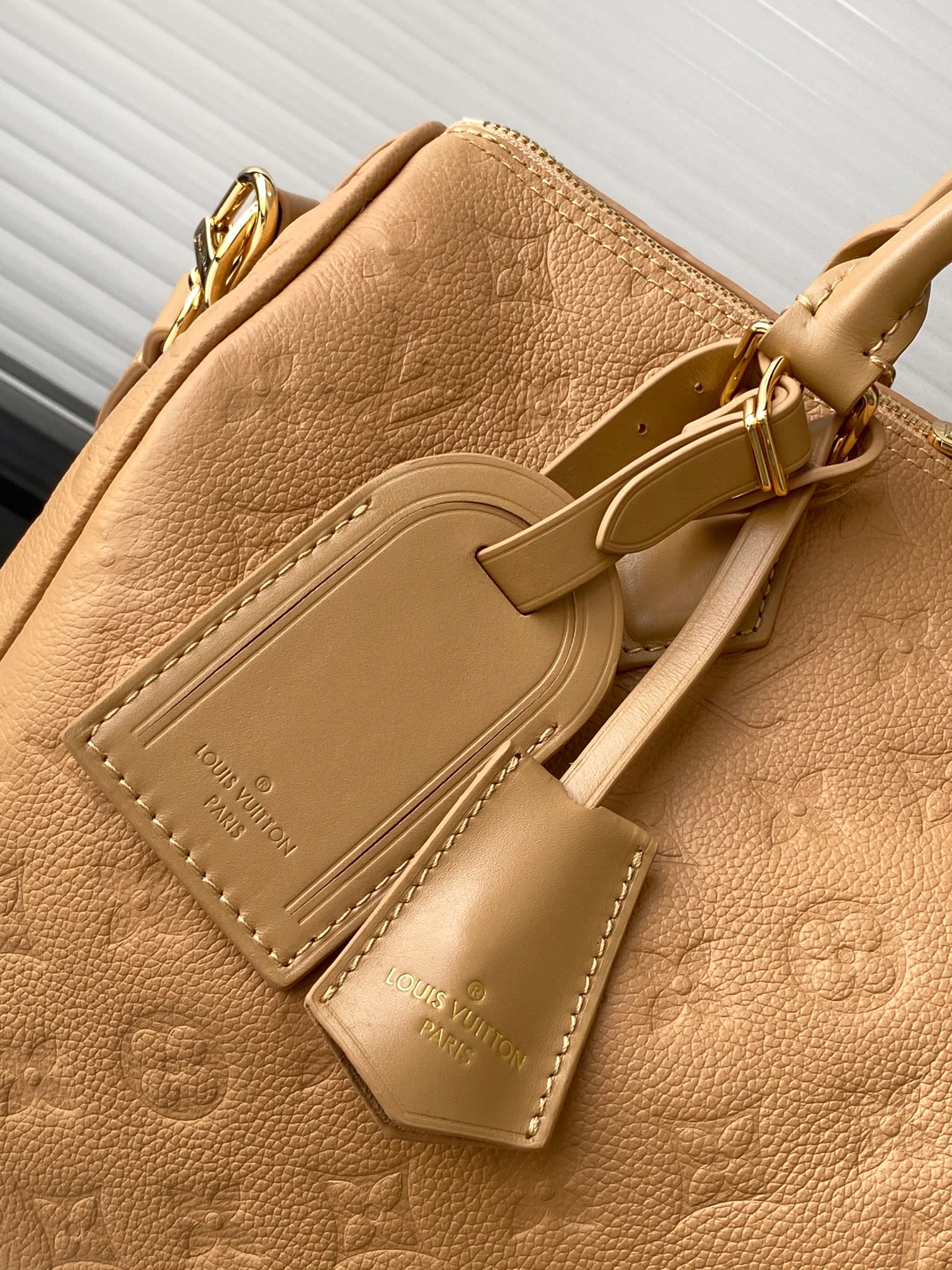 Louis Vuitton Speedy Soft 30 Handbag - Image 5