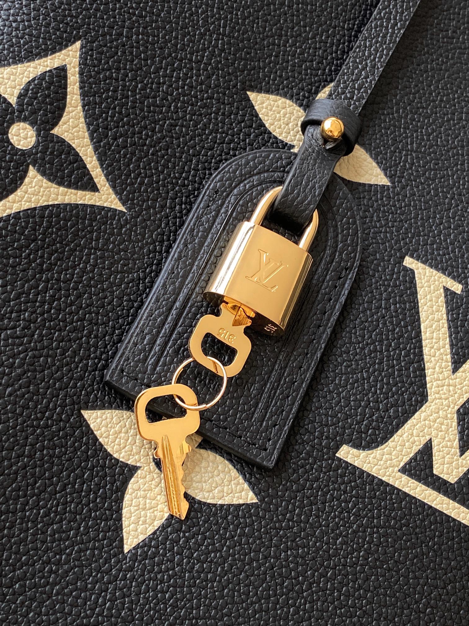 Louis Vuitton Grand Palais Handbag M45842 in Black - Image 5