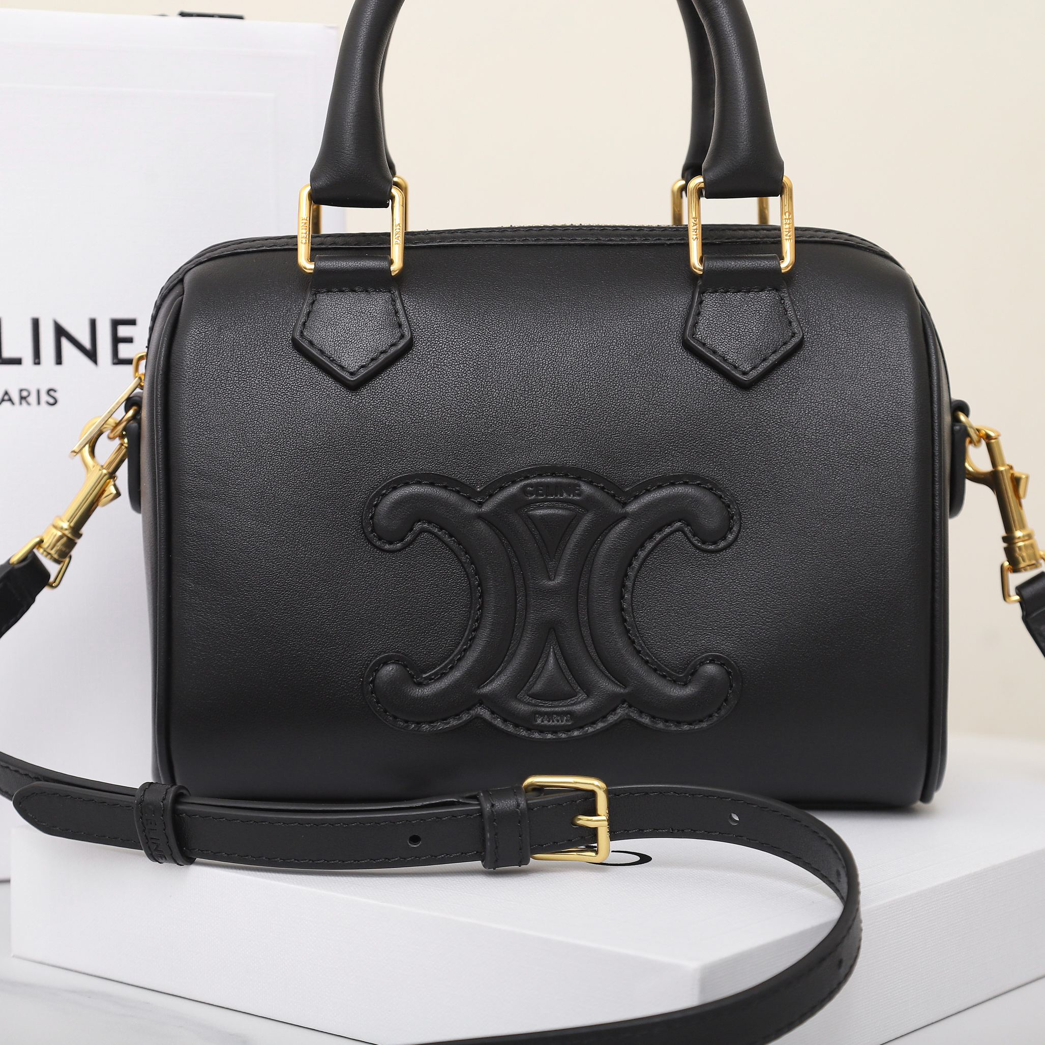 Italian Cowhide Embossed Bucket Handbag - Image 5