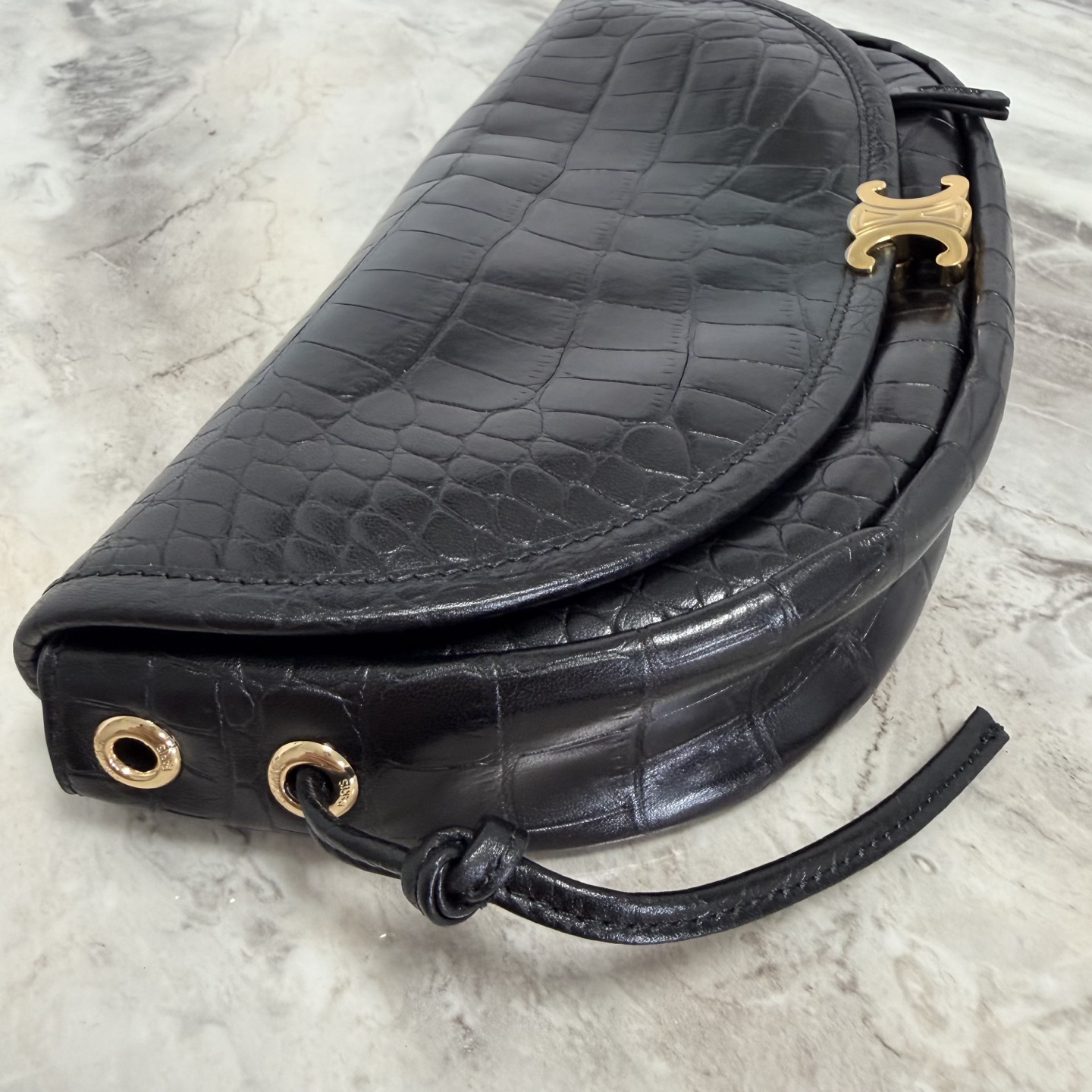 CE Halfmoon Small Shoulder Bag - Image 5