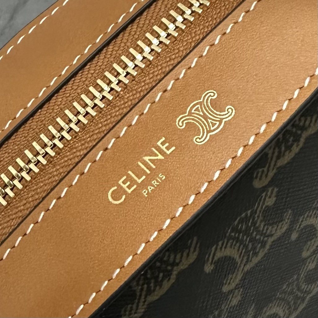 Celine Triomphe Small Duffle Handbag - Image 5